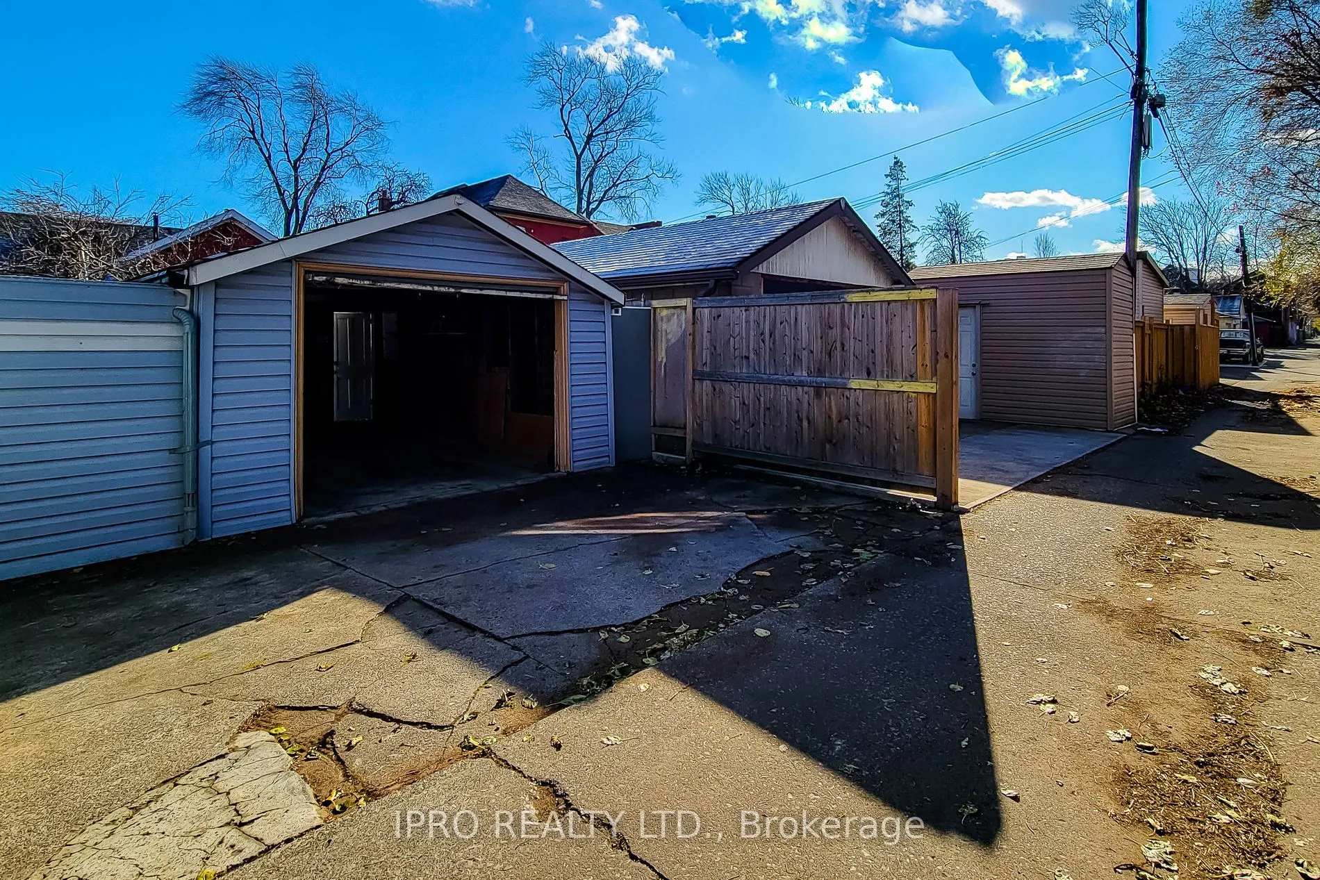 185 East Avenue N