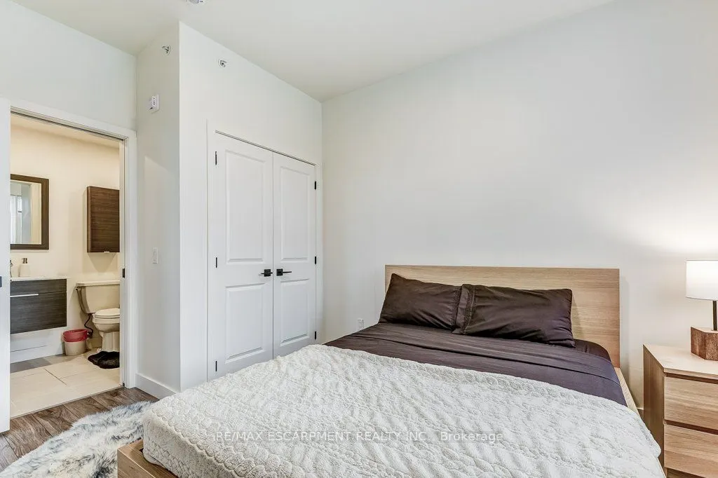 20 Beckwith Lane #401