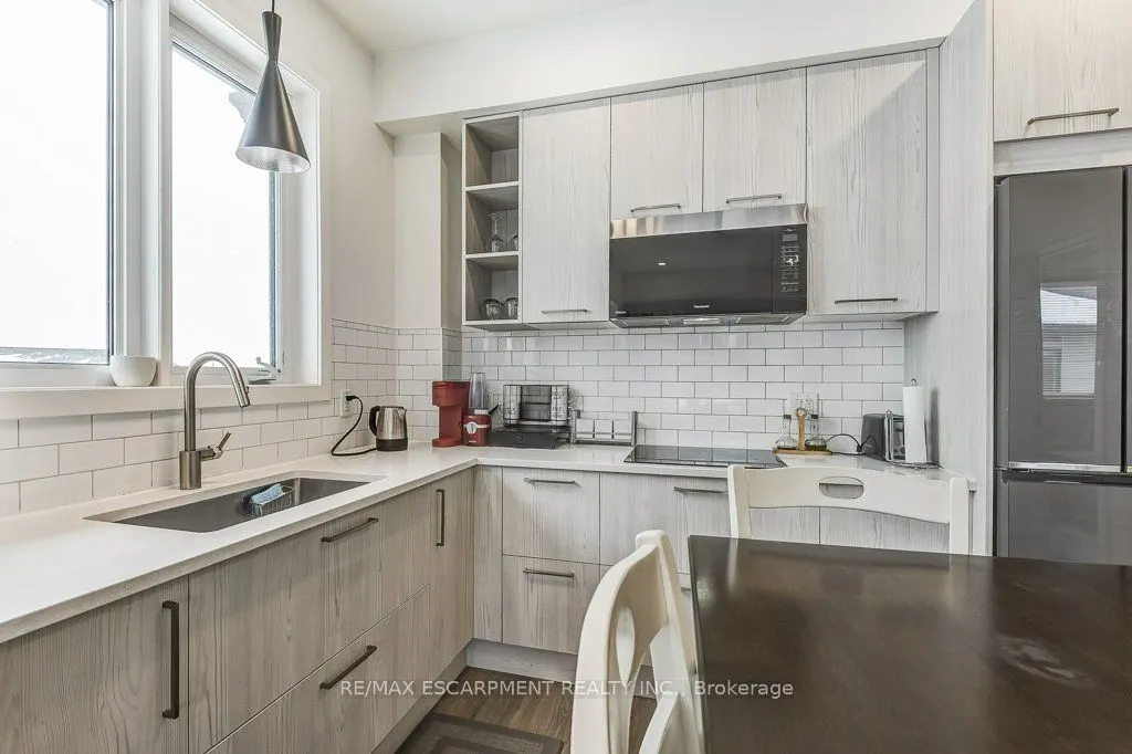 20 Beckwith Lane #401