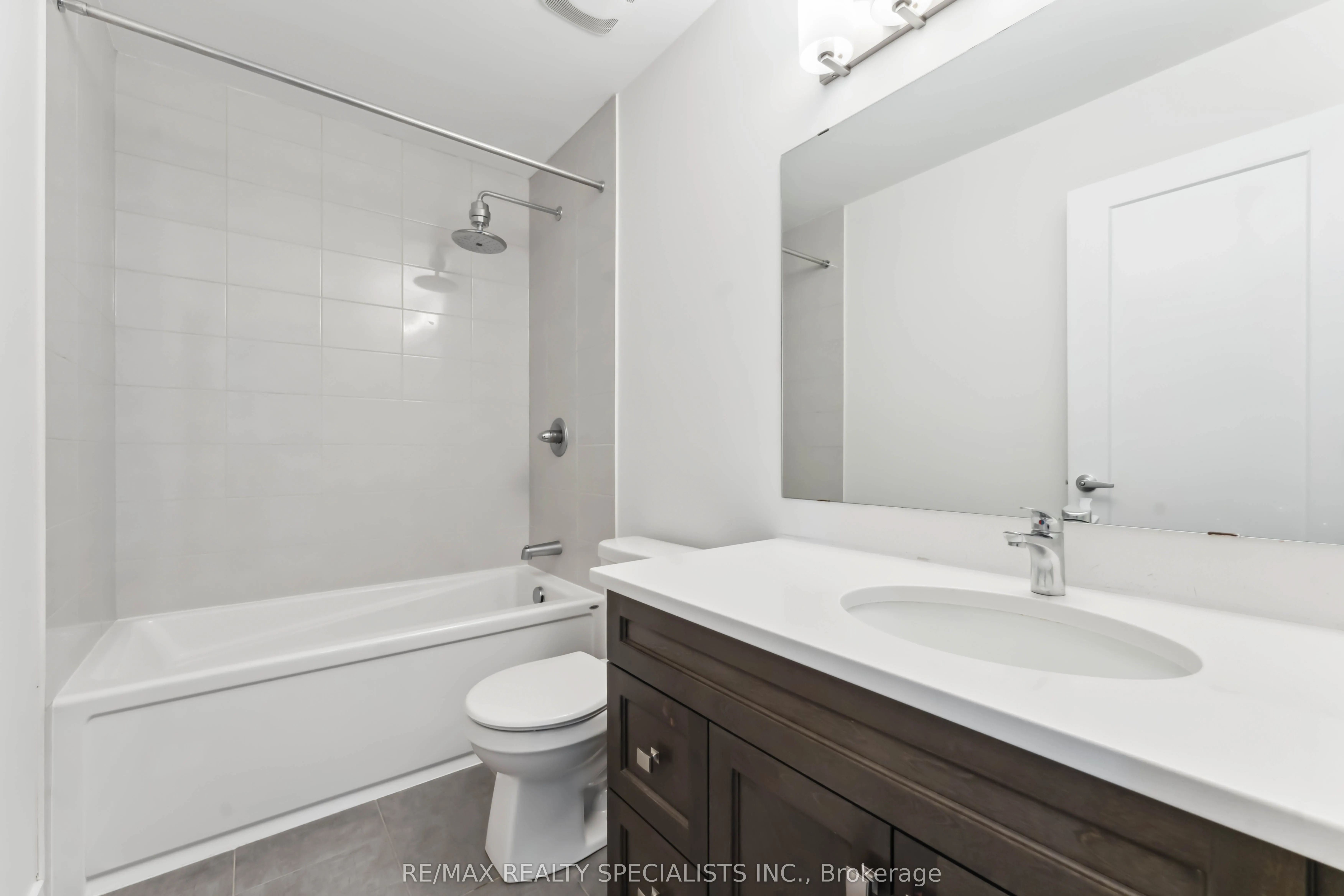 274 Turnbuckle Crescent
