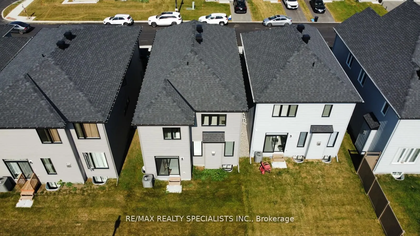 274 Turnbuckle Crescent