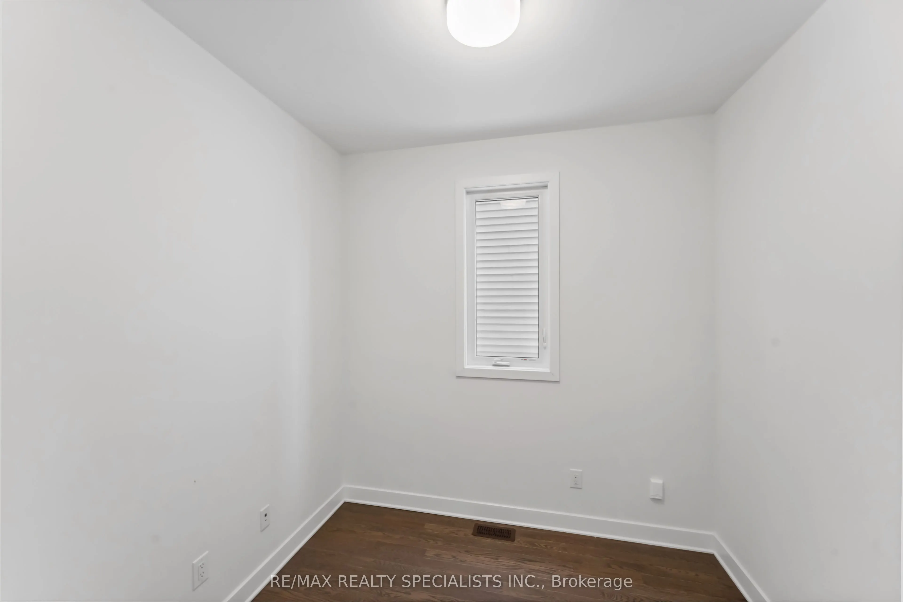 274 Turnbuckle Crescent