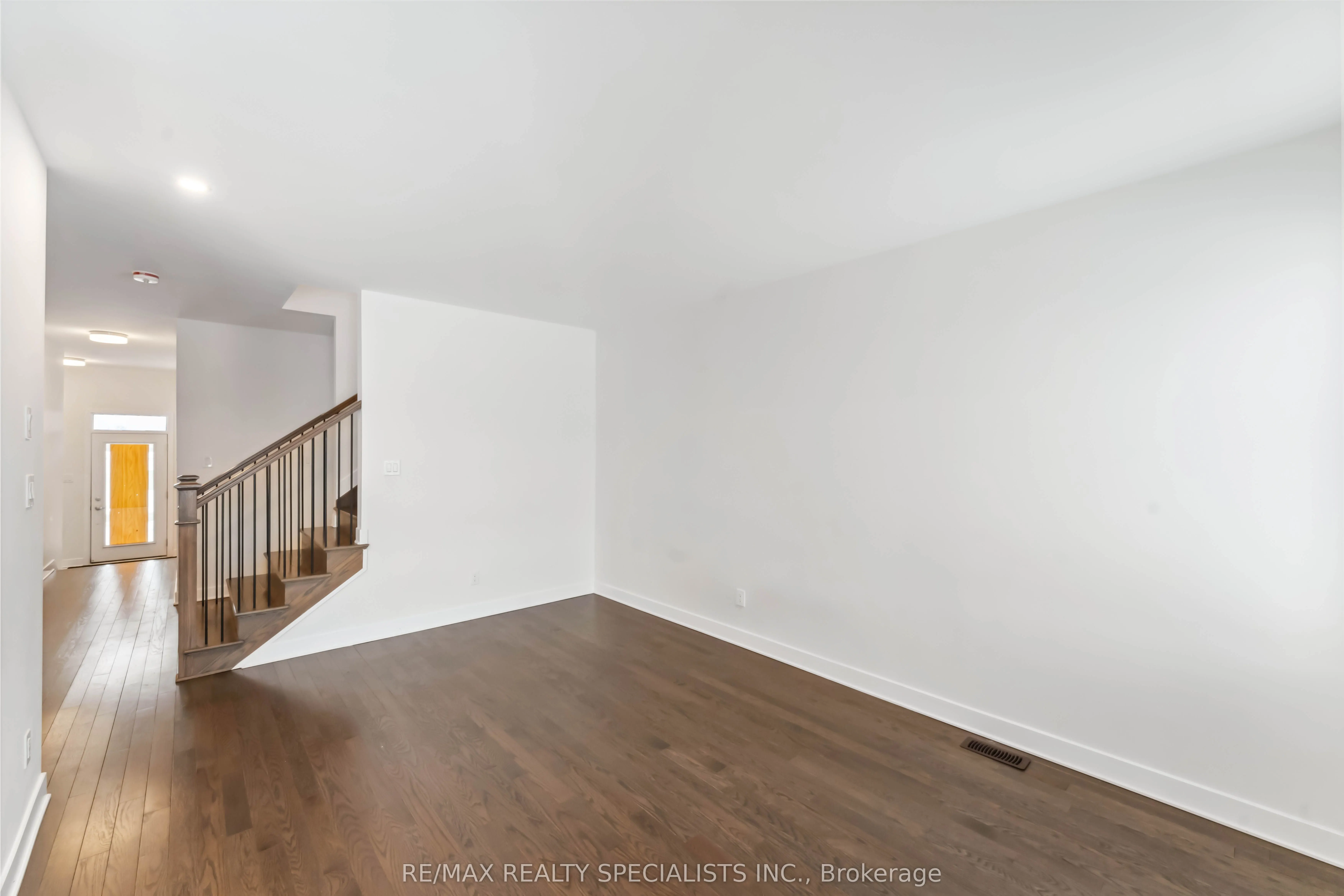 274 Turnbuckle Crescent