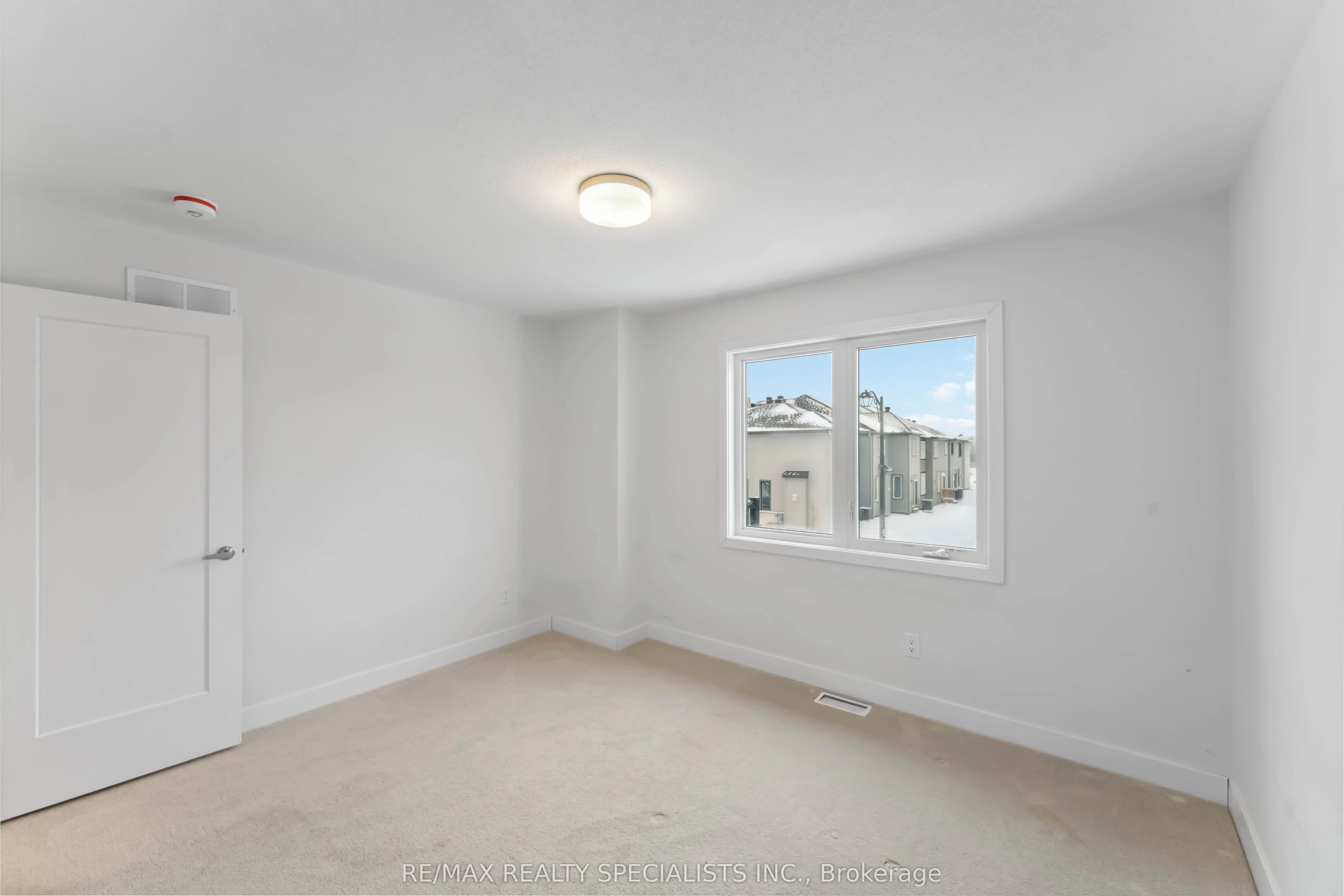 274 Turnbuckle Crescent