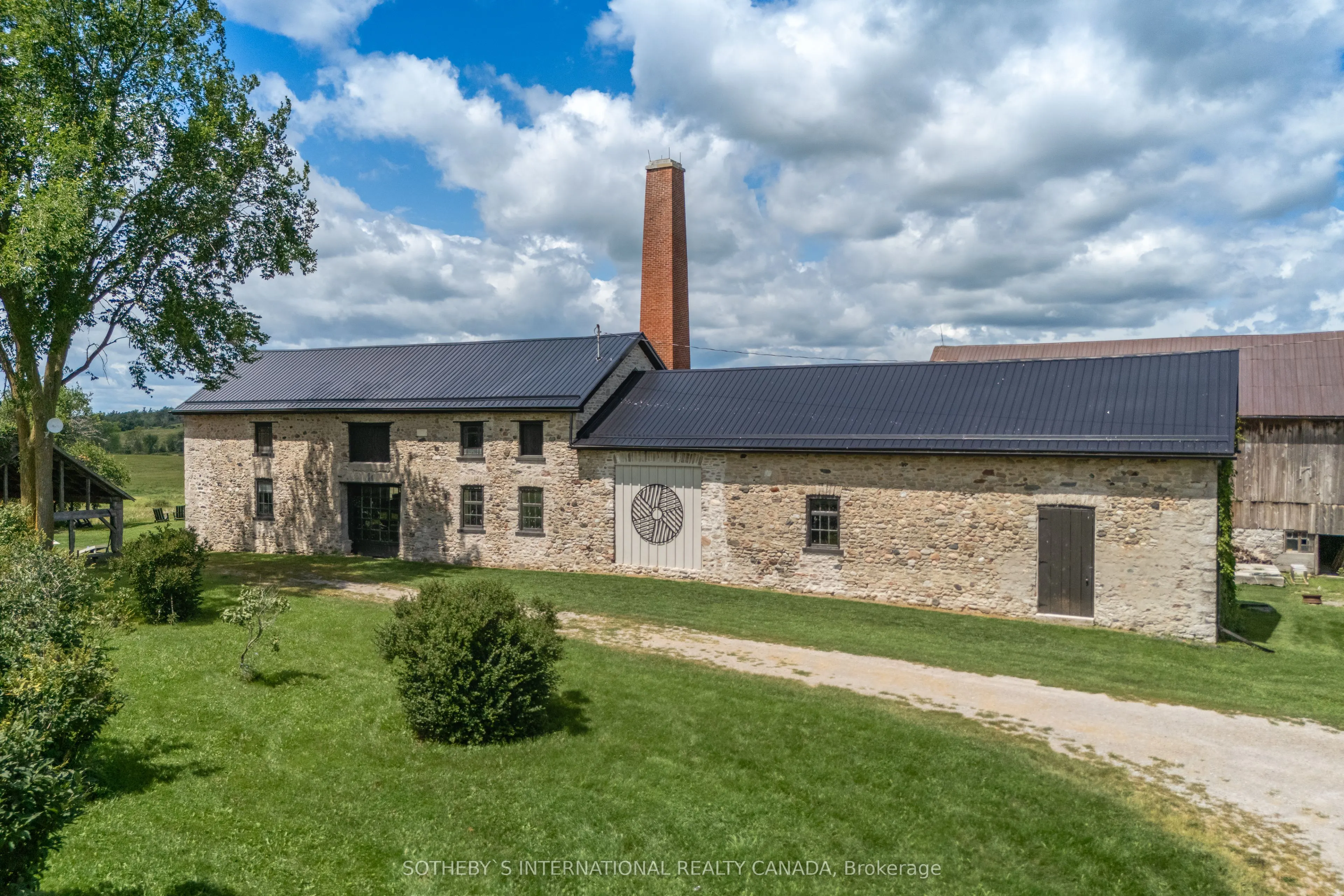 2445 County 8 Road