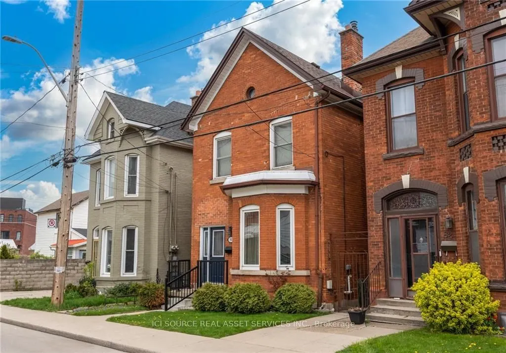84 Magill Street, #Unit B