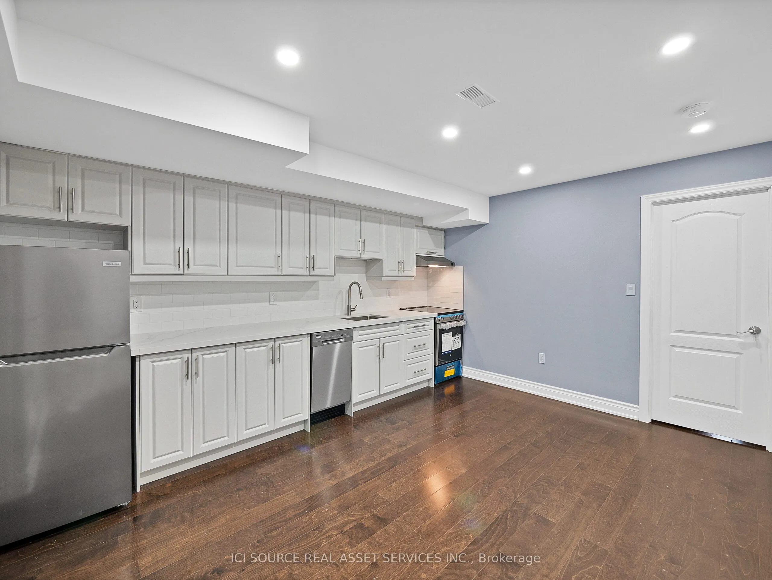 84 Magill Street, #Unit B