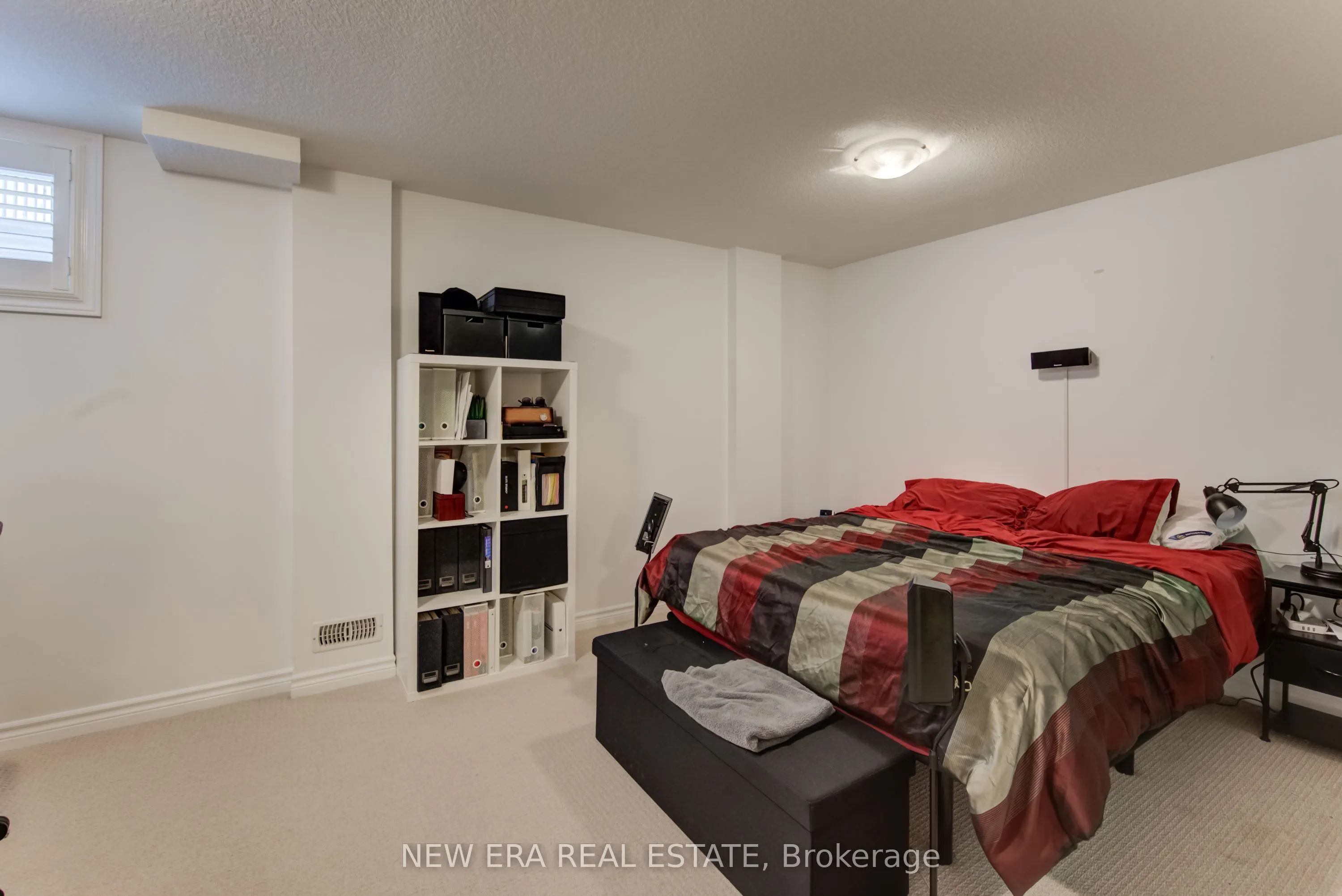 34 Arlington Crescent, #24