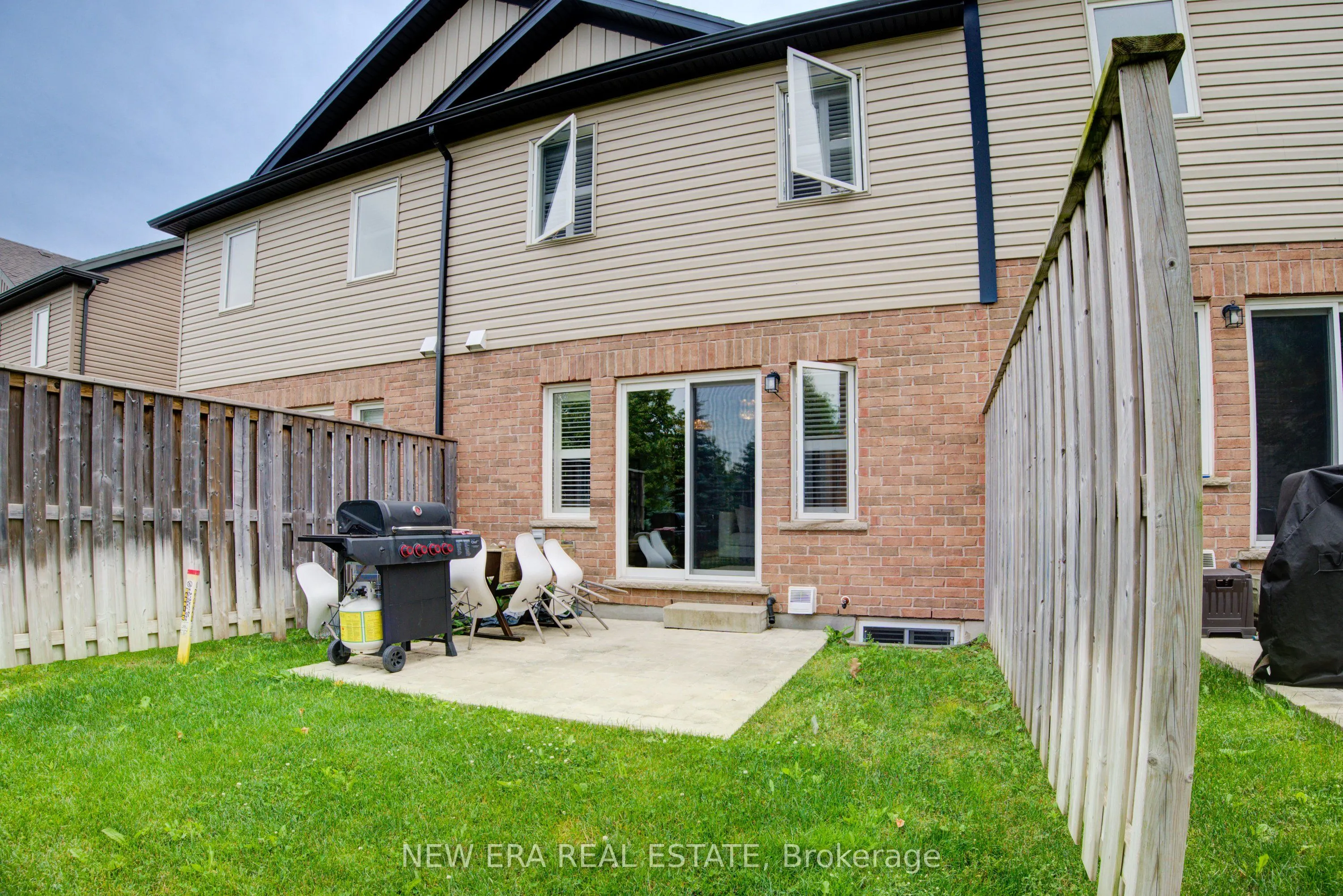 34 Arlington Crescent, #24