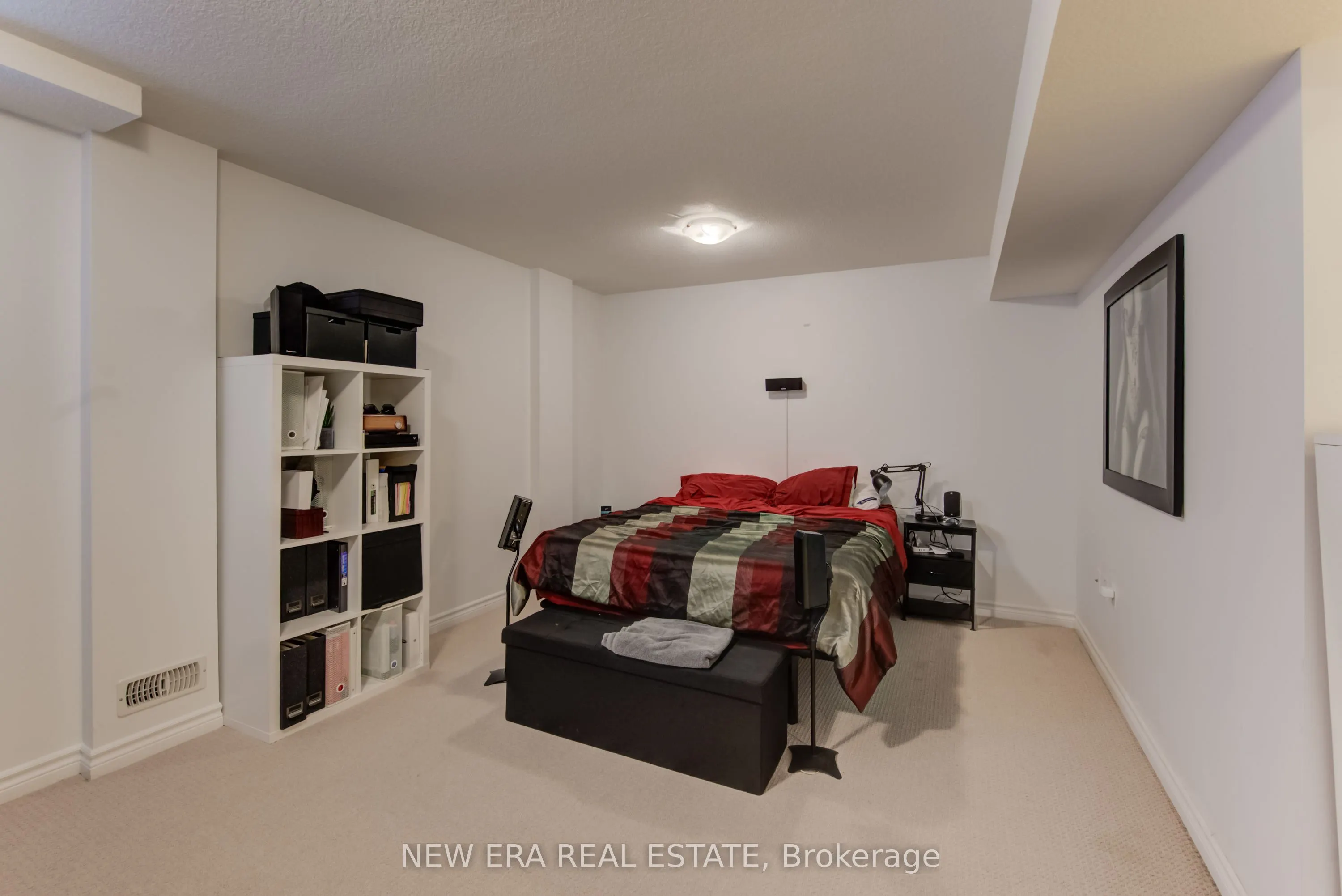 34 Arlington Crescent, #24
