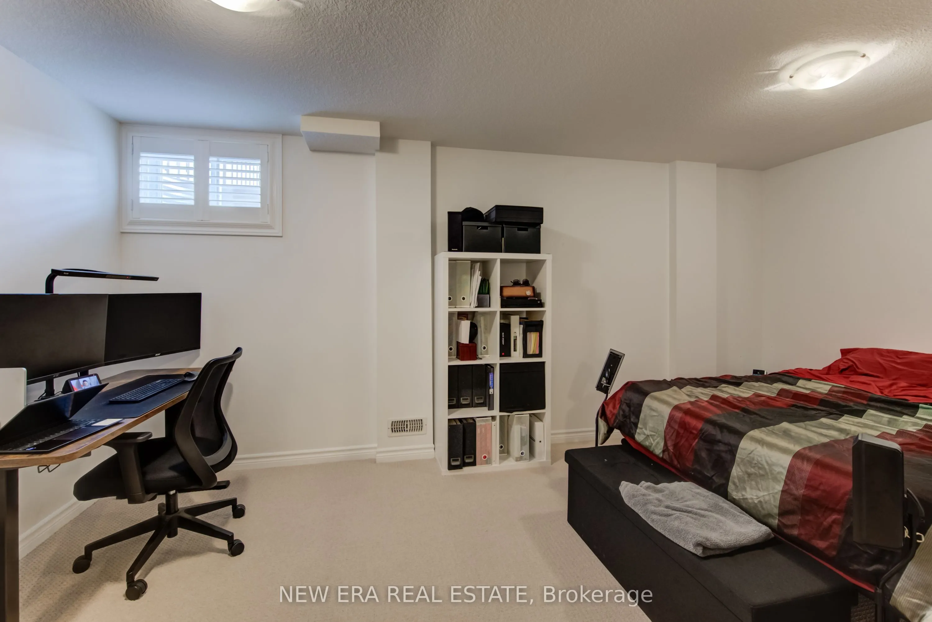 34 Arlington Crescent, #24