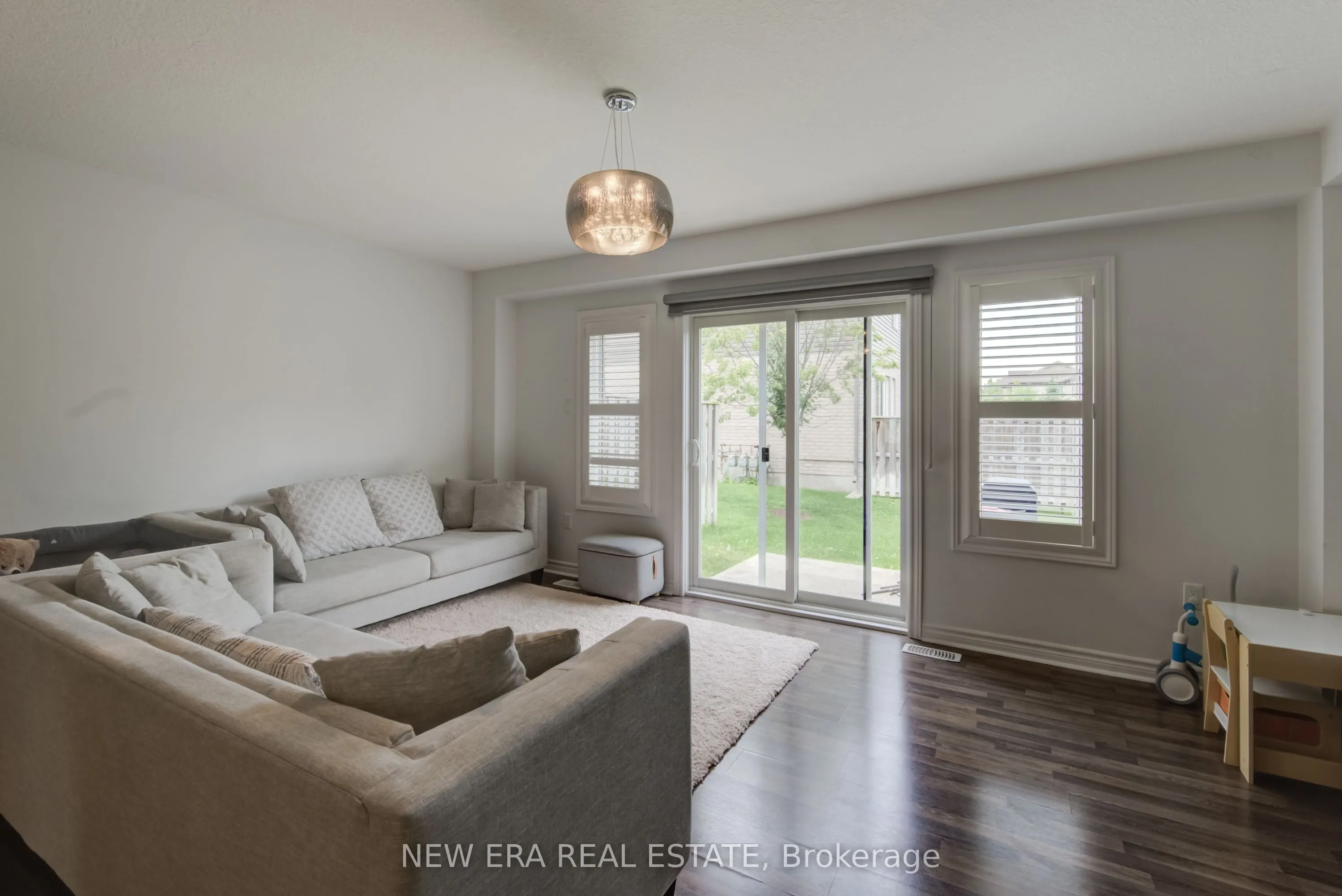 34 Arlington Crescent, #24