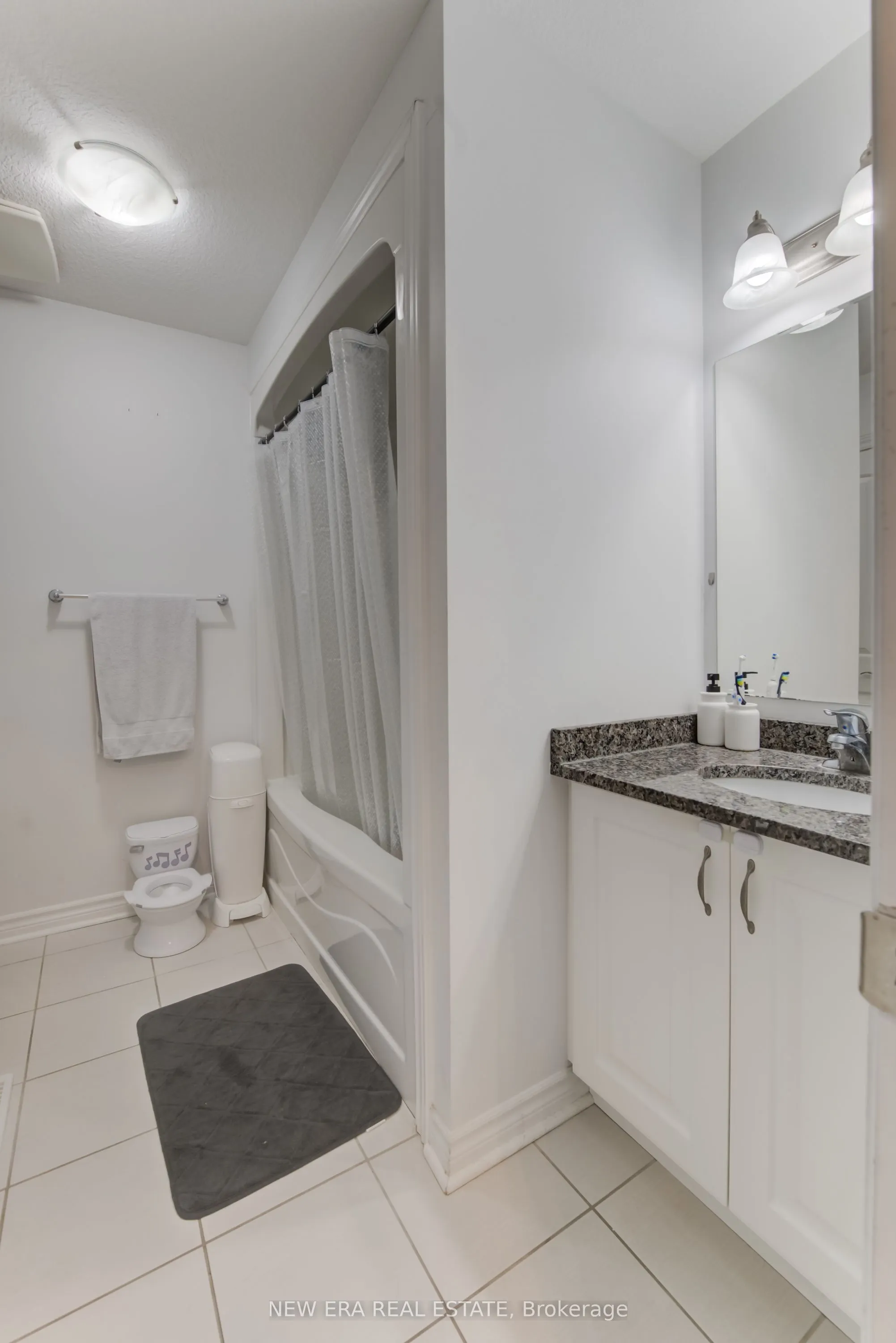 34 Arlington Crescent, #24