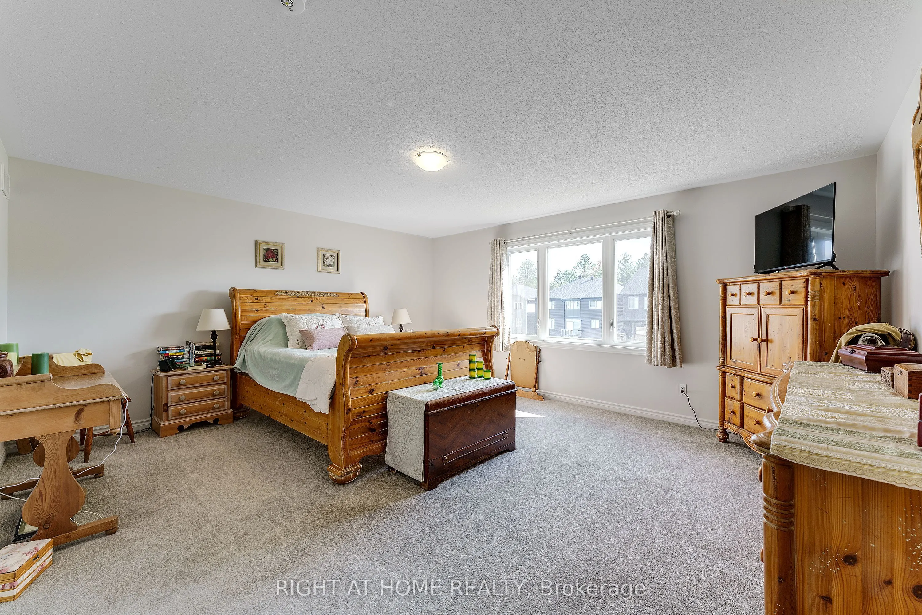 527 Albert Boyd Private