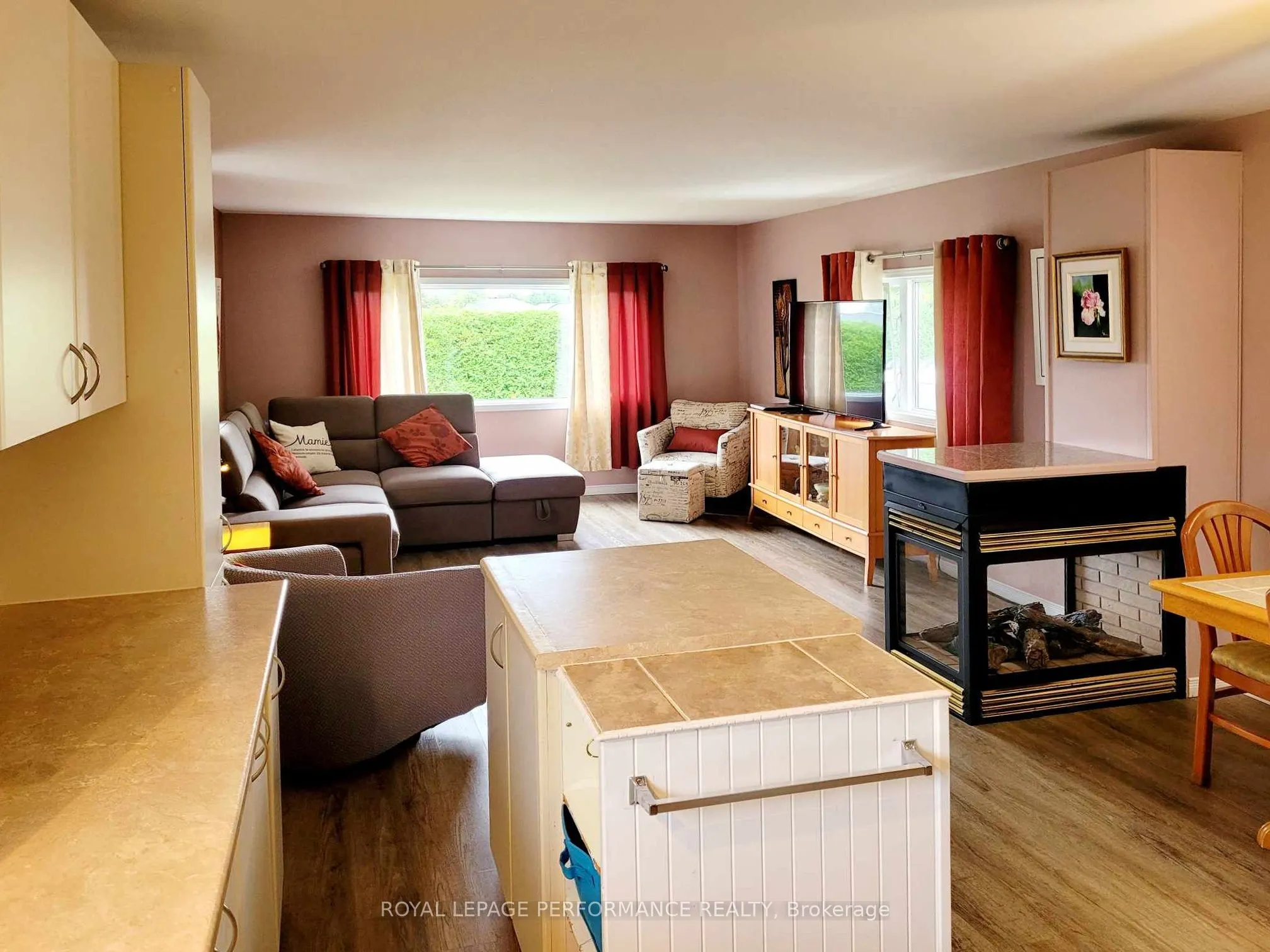 3265 Front Road, #10