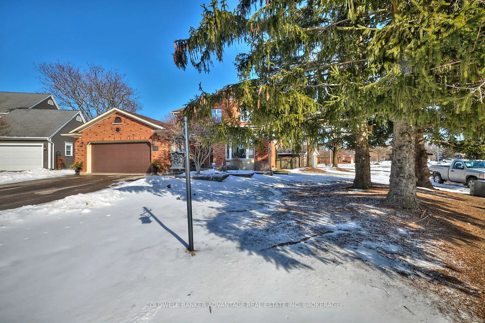 28 Dixon Crescent