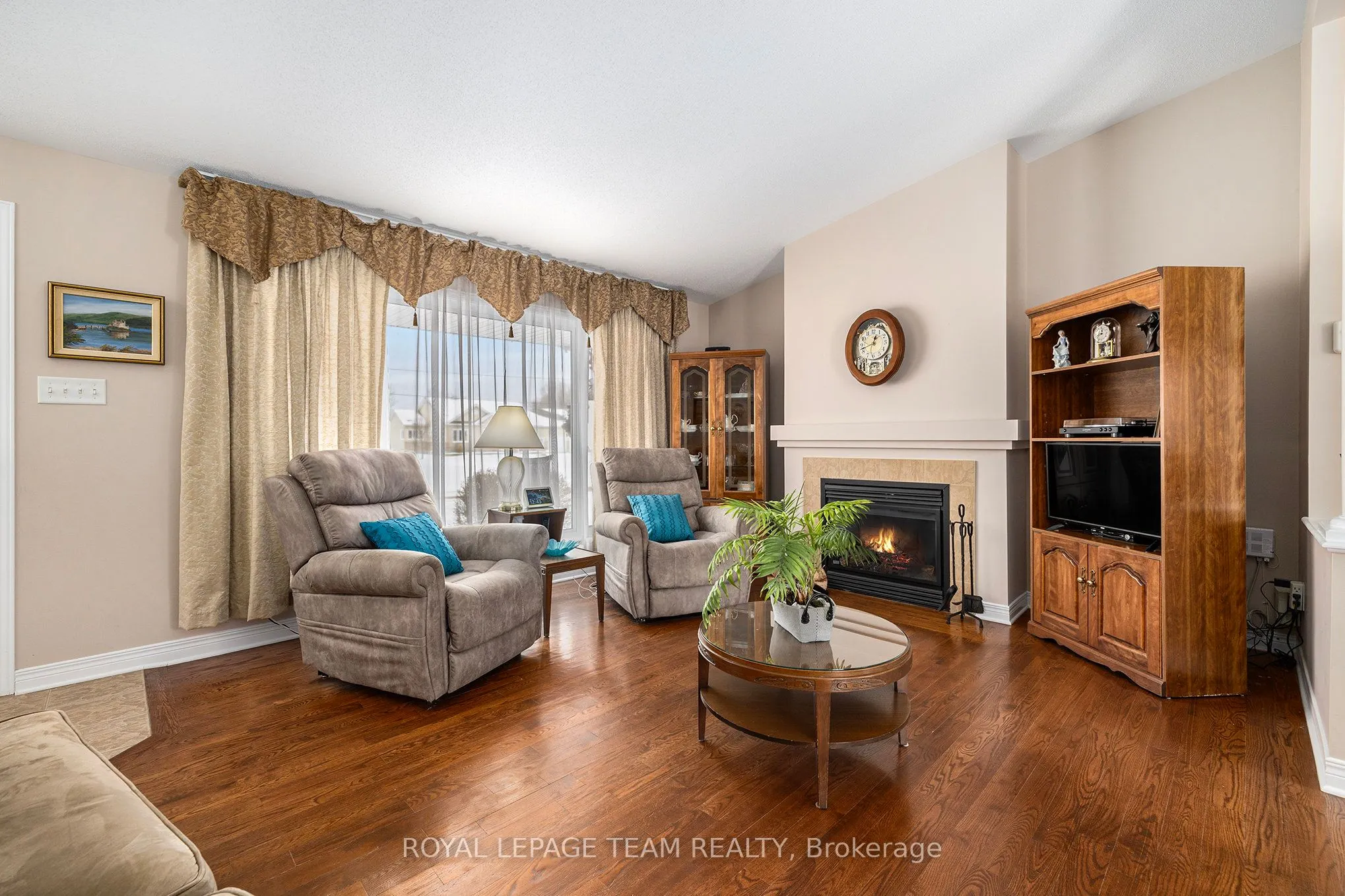 566 Carl Lee Avenue