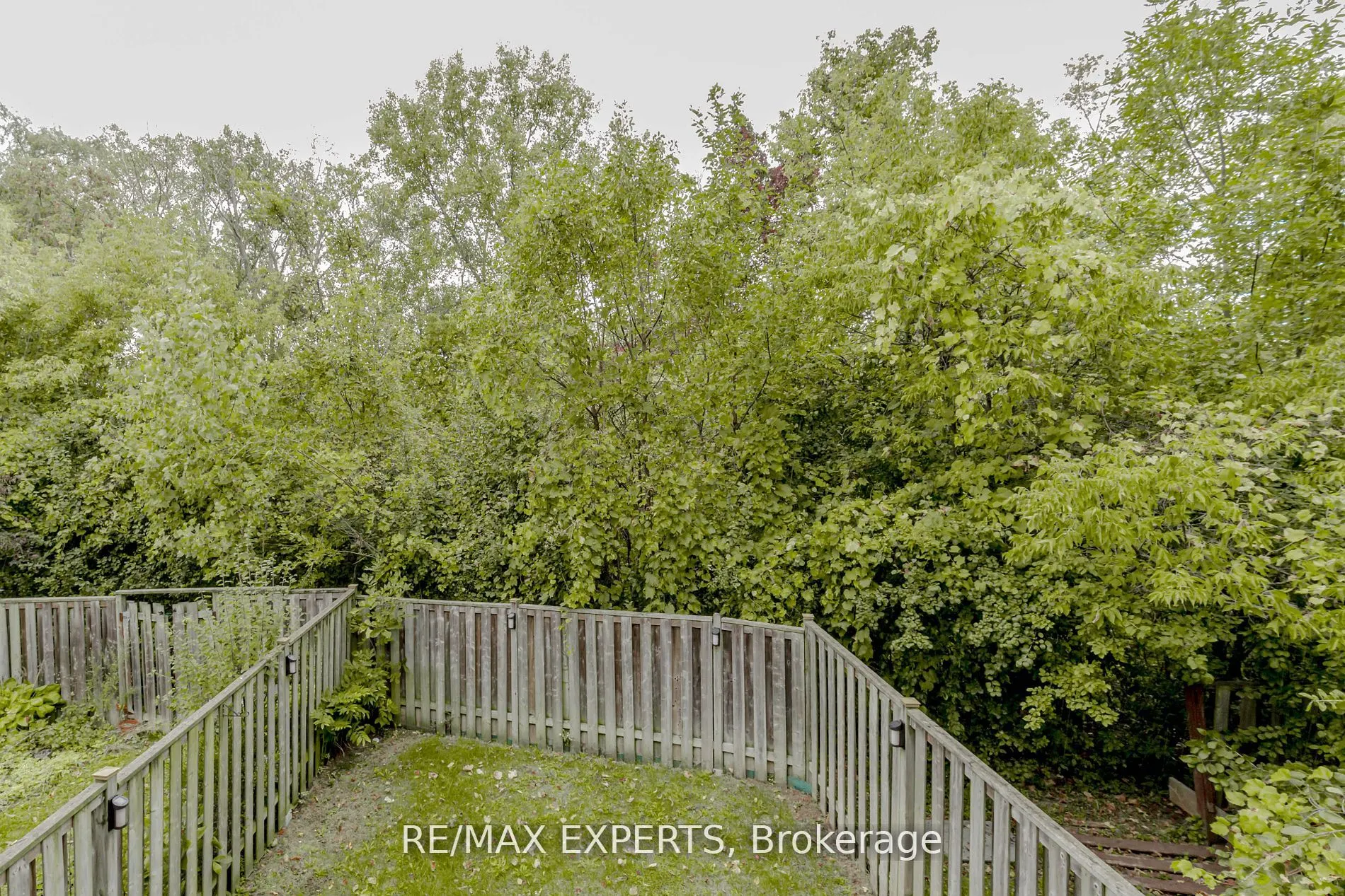 34 Bow Valley Drive, #9