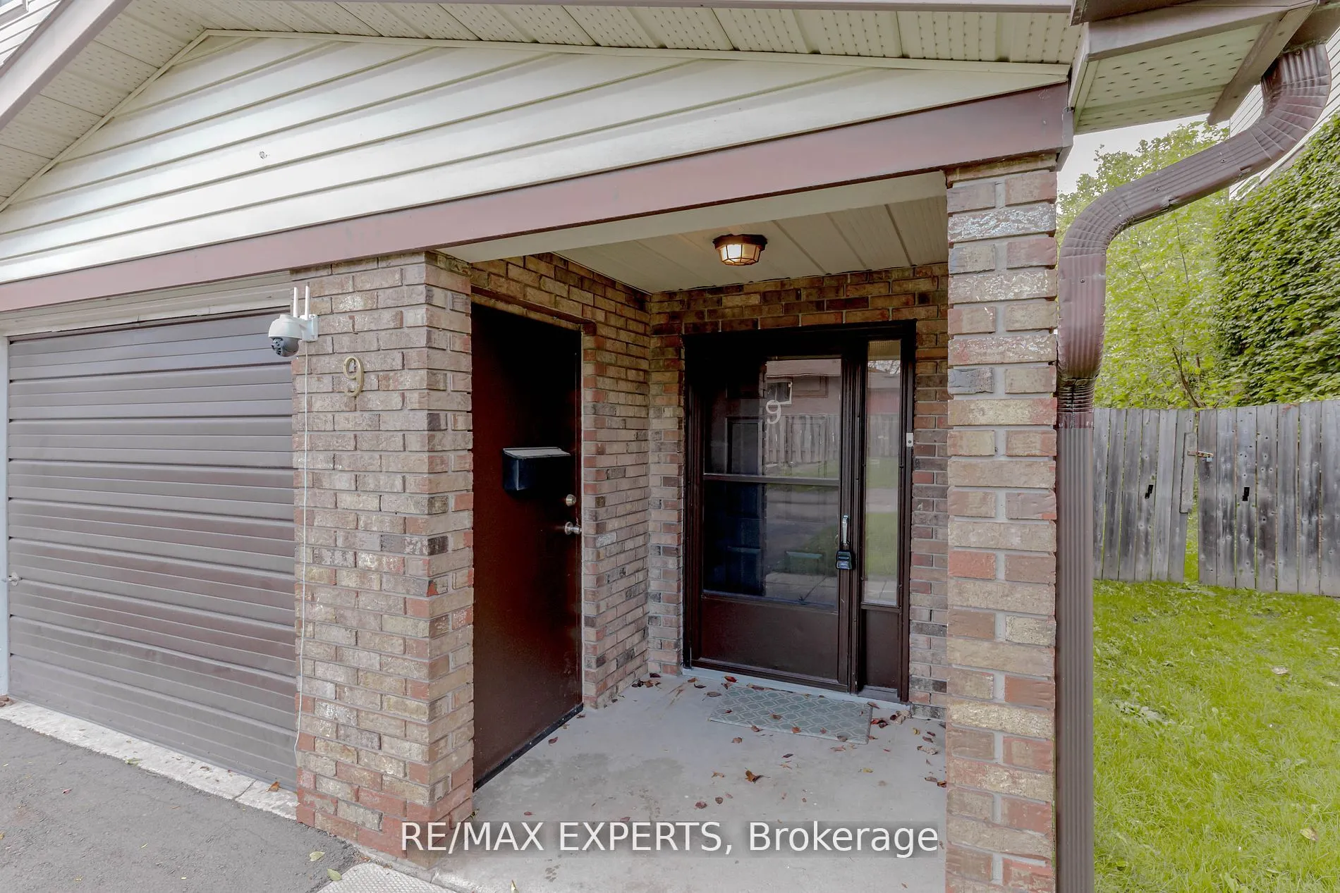 34 Bow Valley Drive, #9