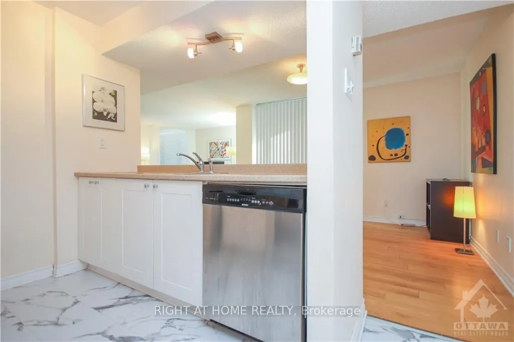 18 Nepean Street #701