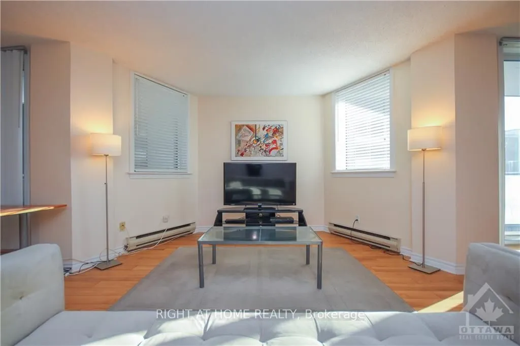 18 Nepean Street #701