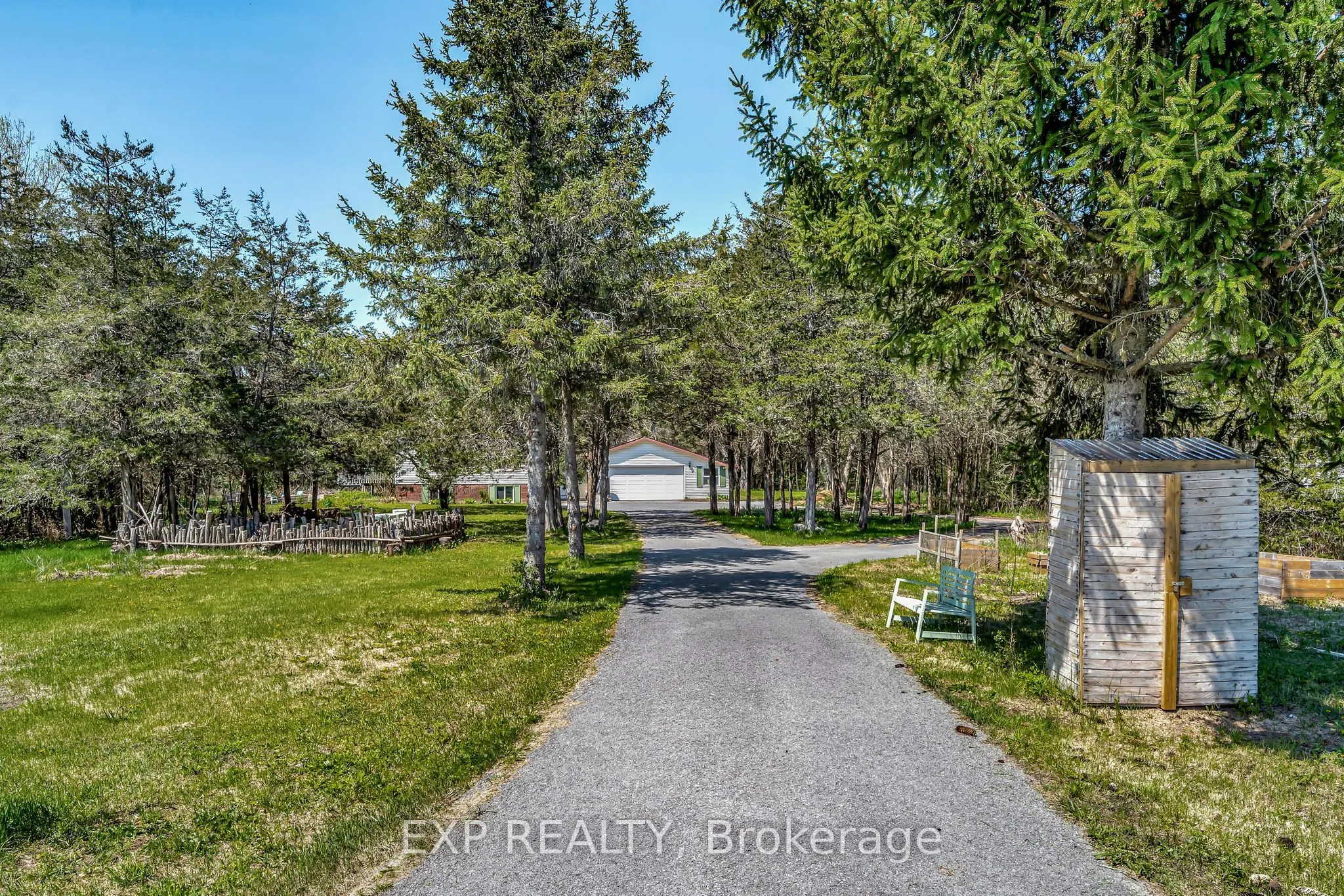 1207 County Rd 9 Road