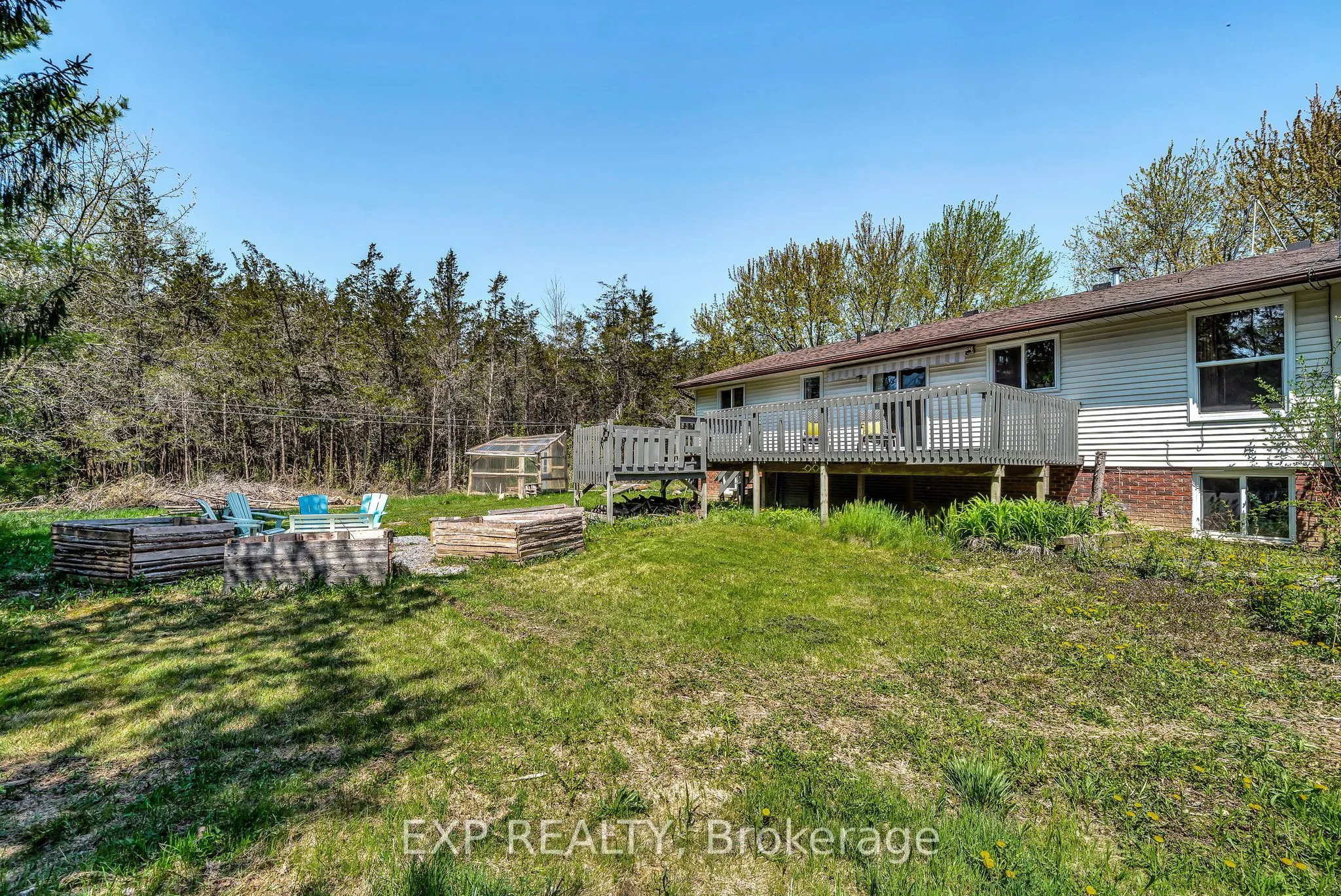 1207 County Rd 9 Road