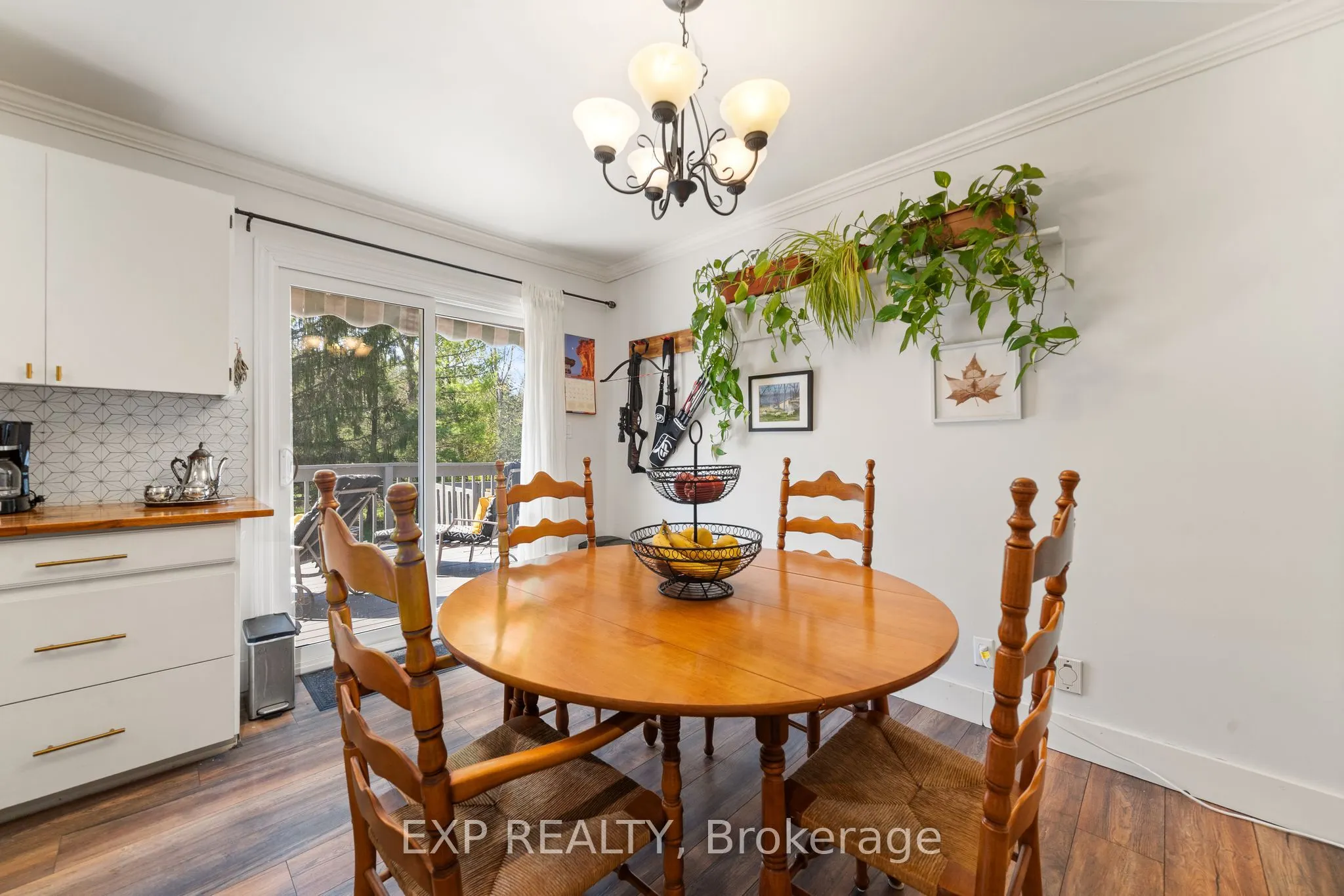 1207 County Rd 9 Road