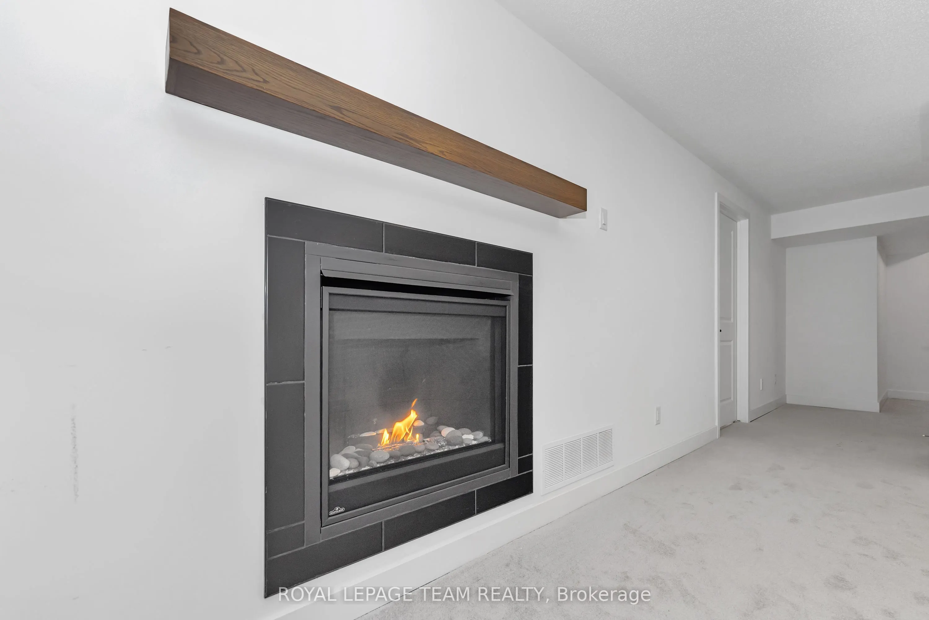 656 Putney Crescent