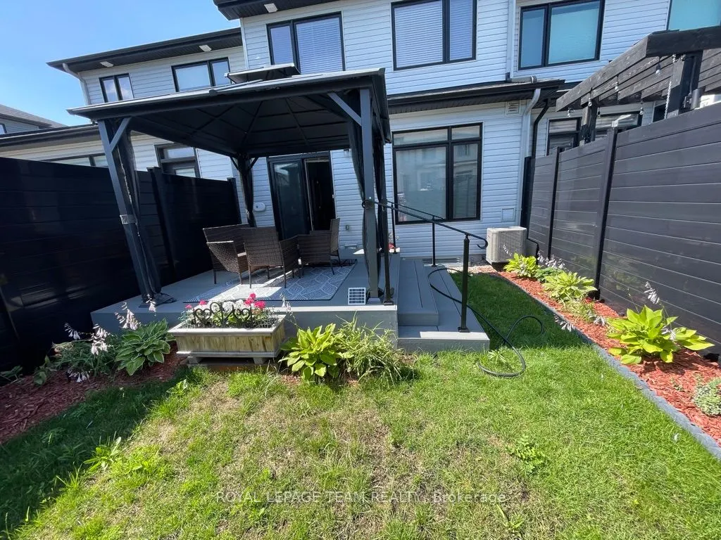 656 Putney Crescent