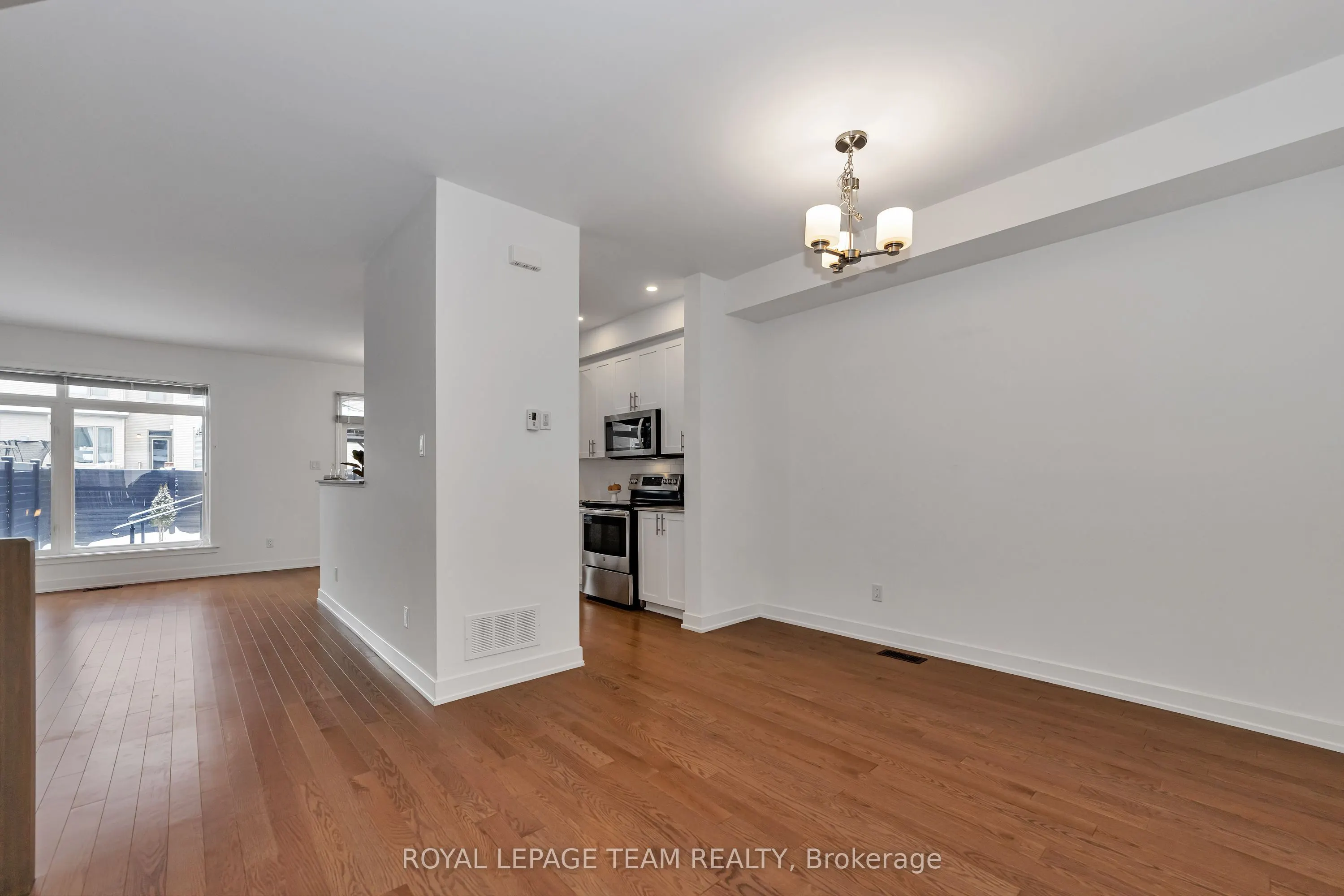 656 Putney Crescent