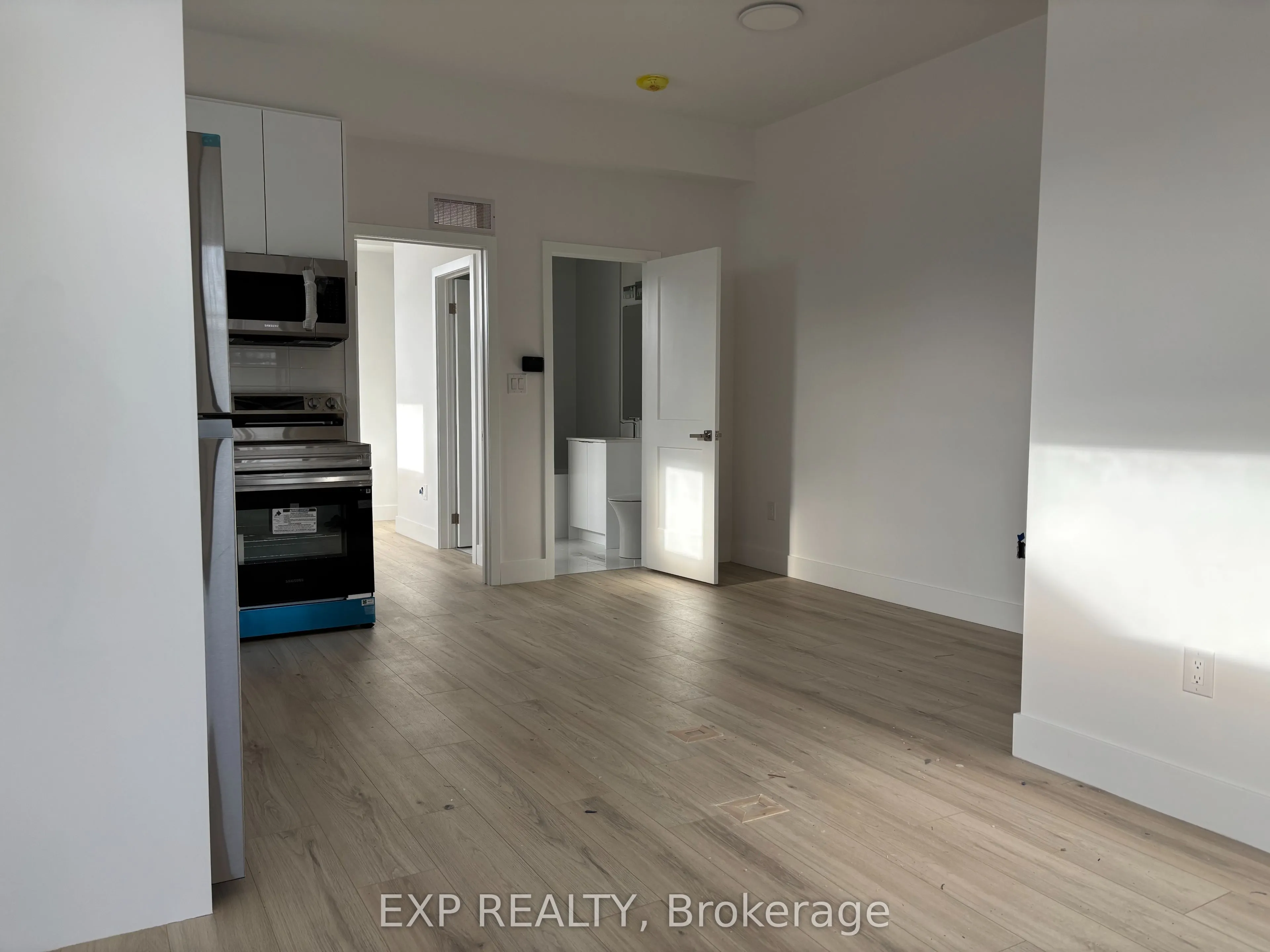 7277 Wilson Crescent, #104