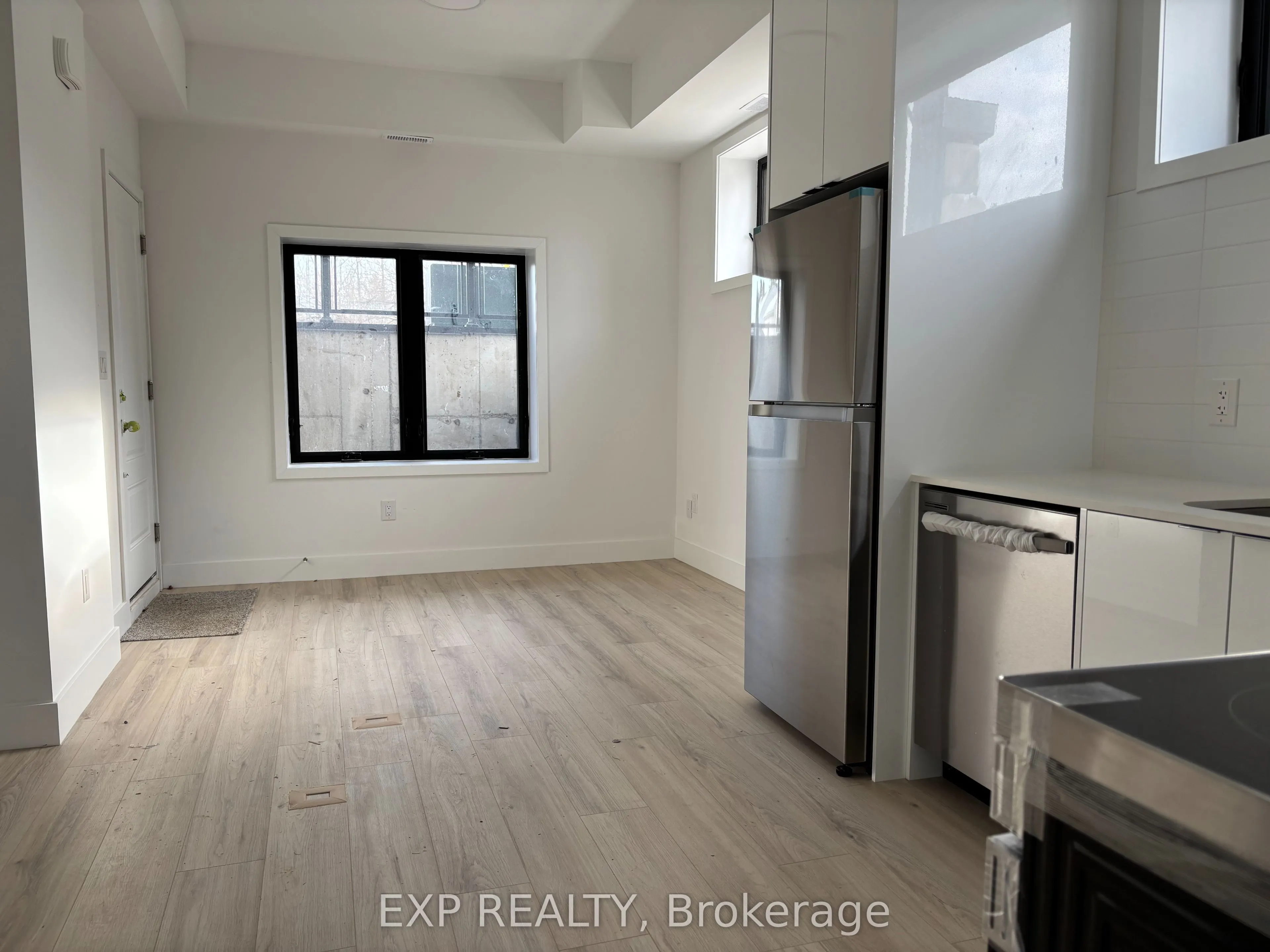 7277 Wilson Crescent, #104