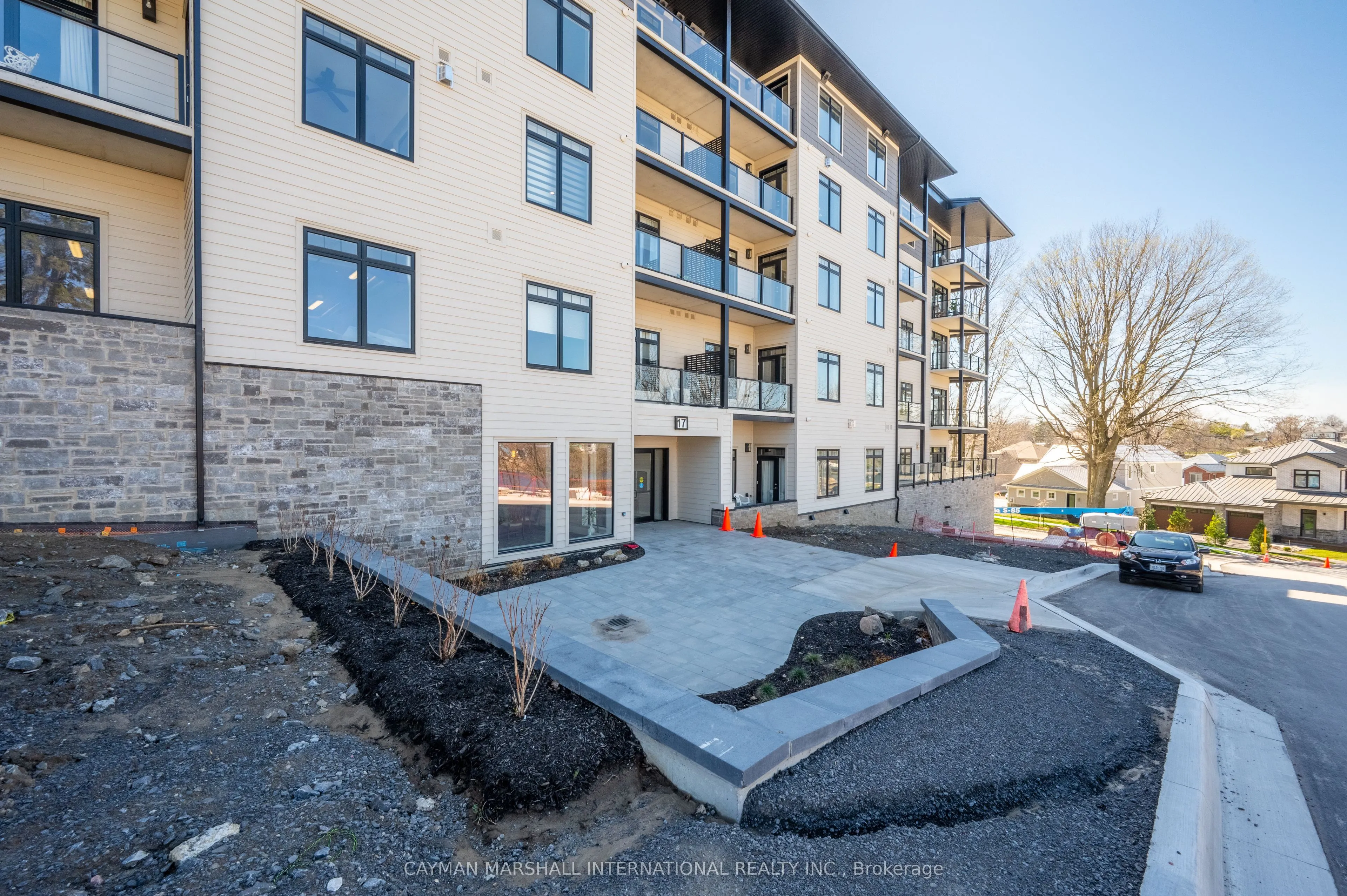 17 Cleave Avenue, #301