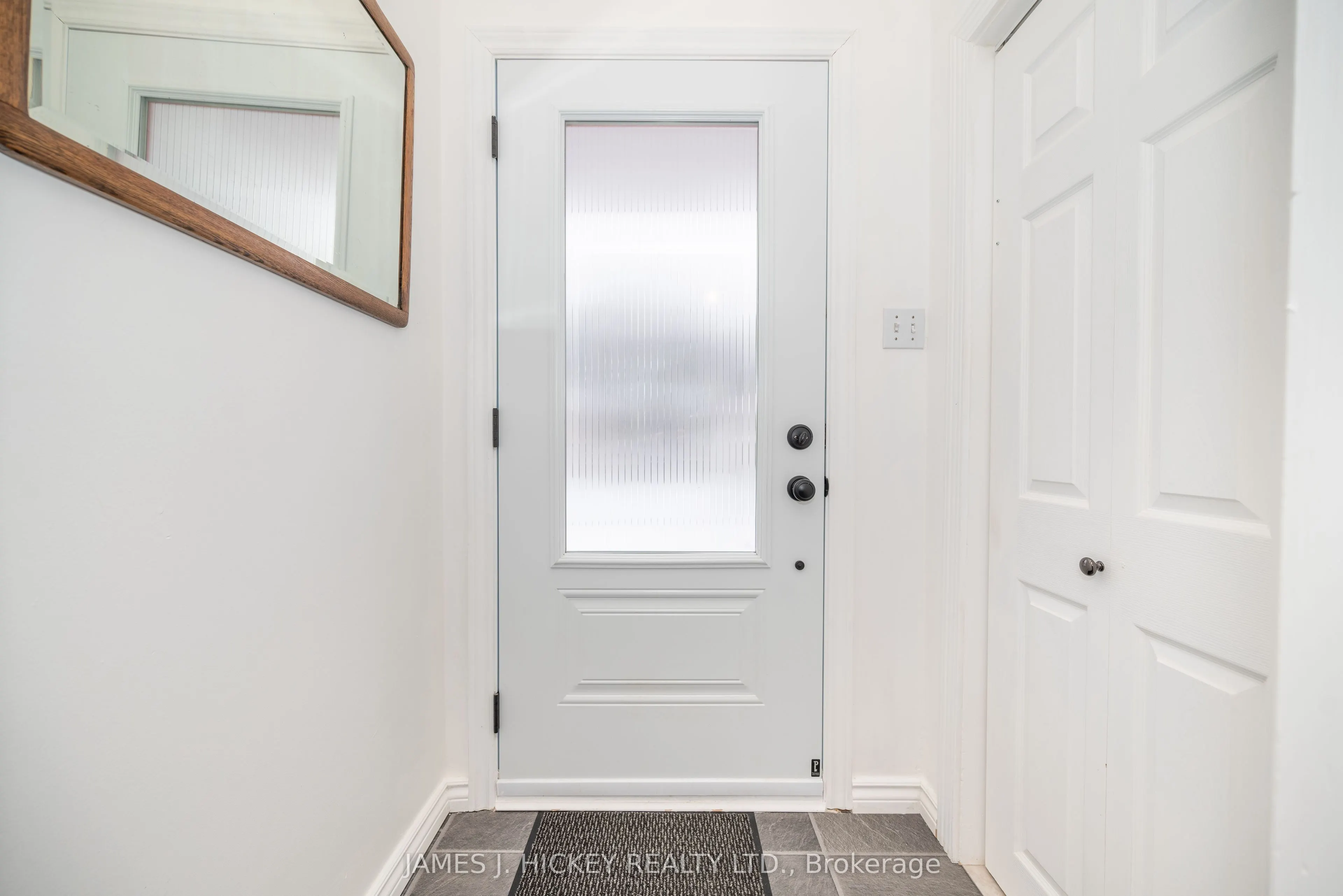 8 Tweedsmuir Place