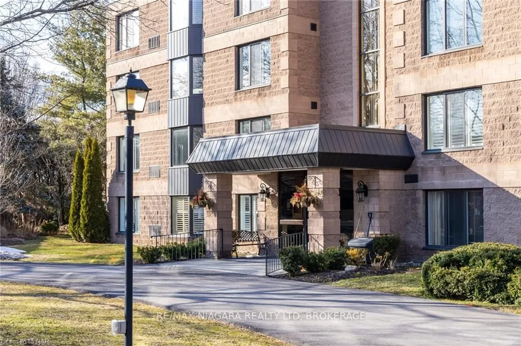 61 Paffard Street #403