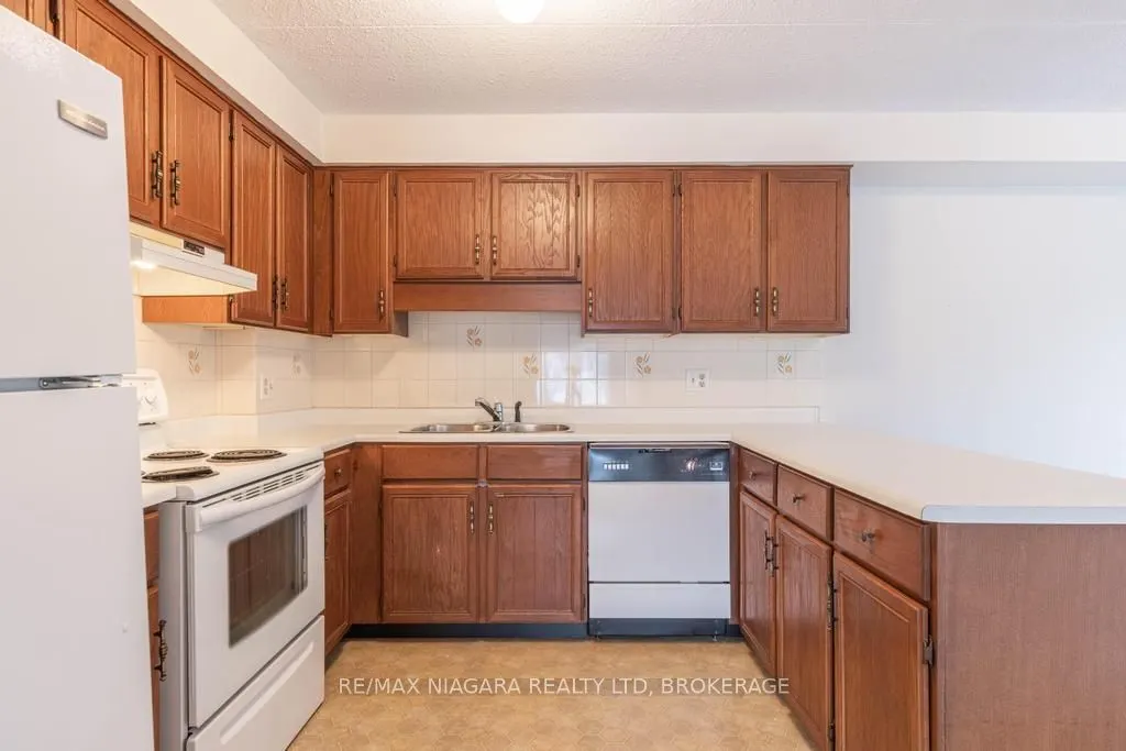 61 Paffard Street #403