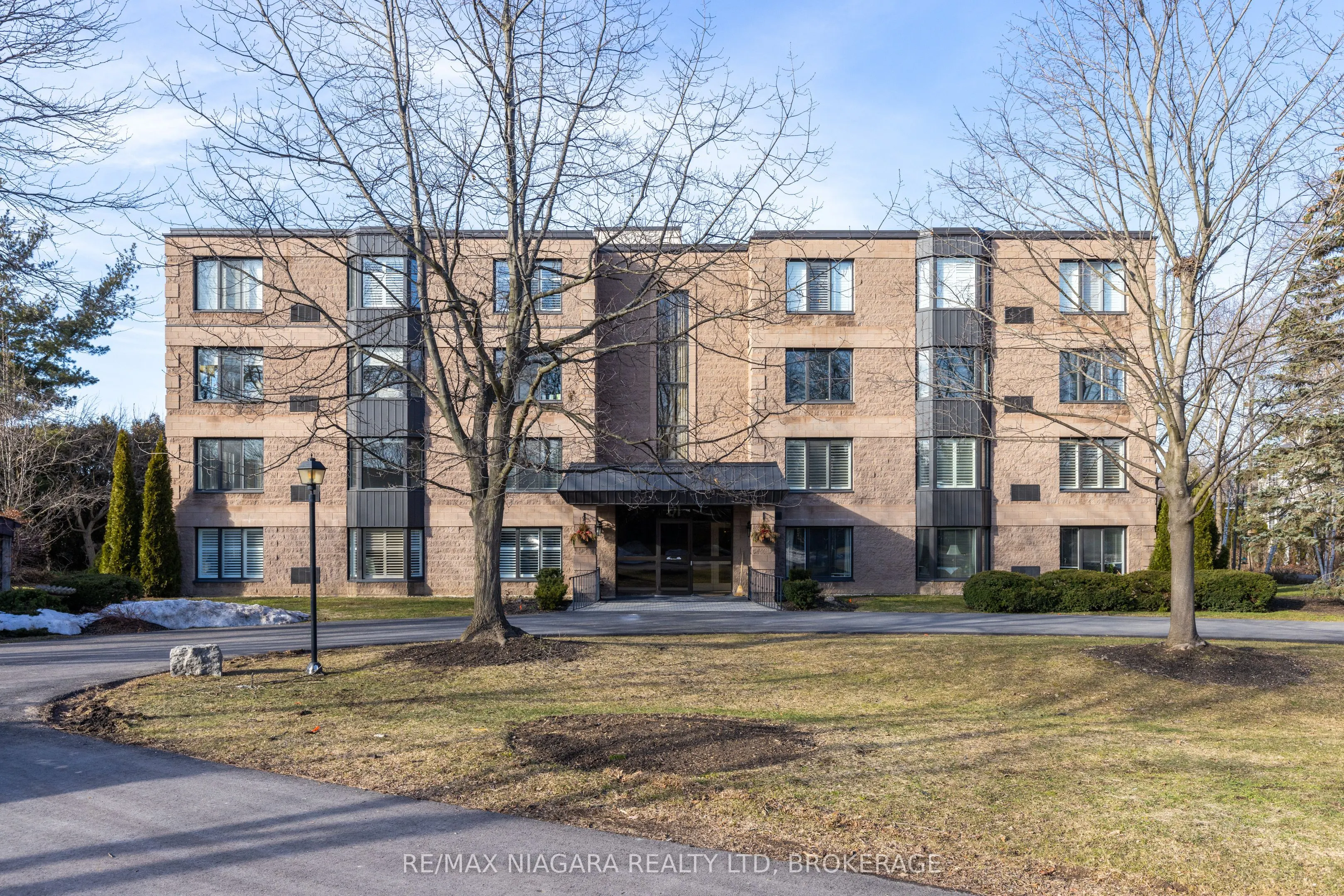61 Paffard Street #403