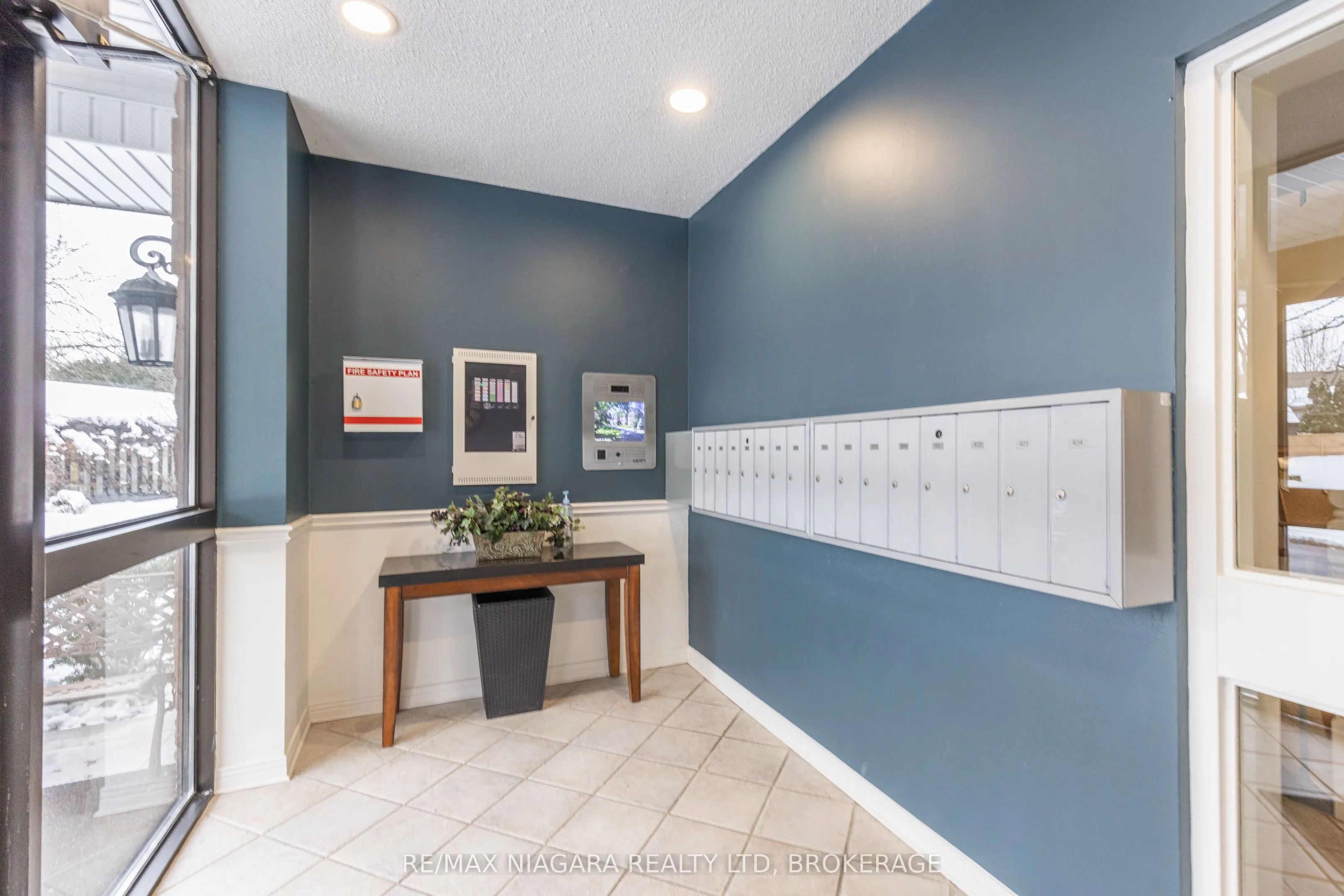 61 Paffard Street #403