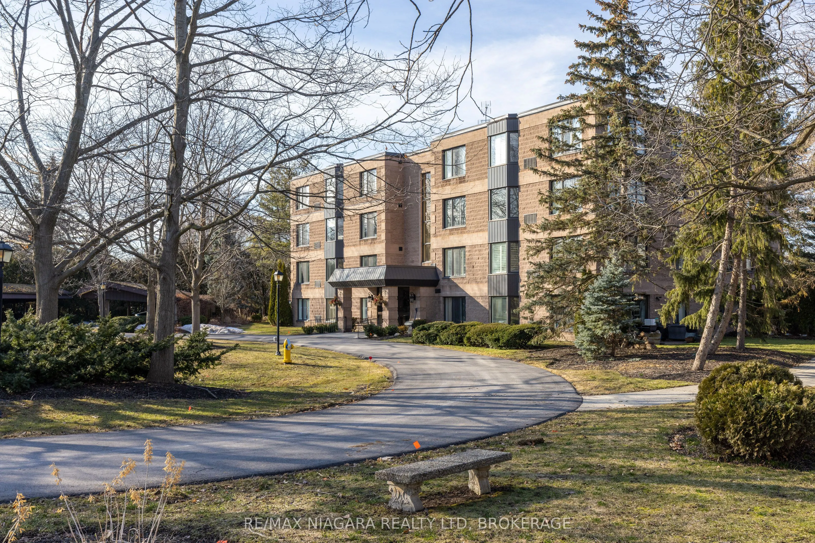 61 Paffard Street #403