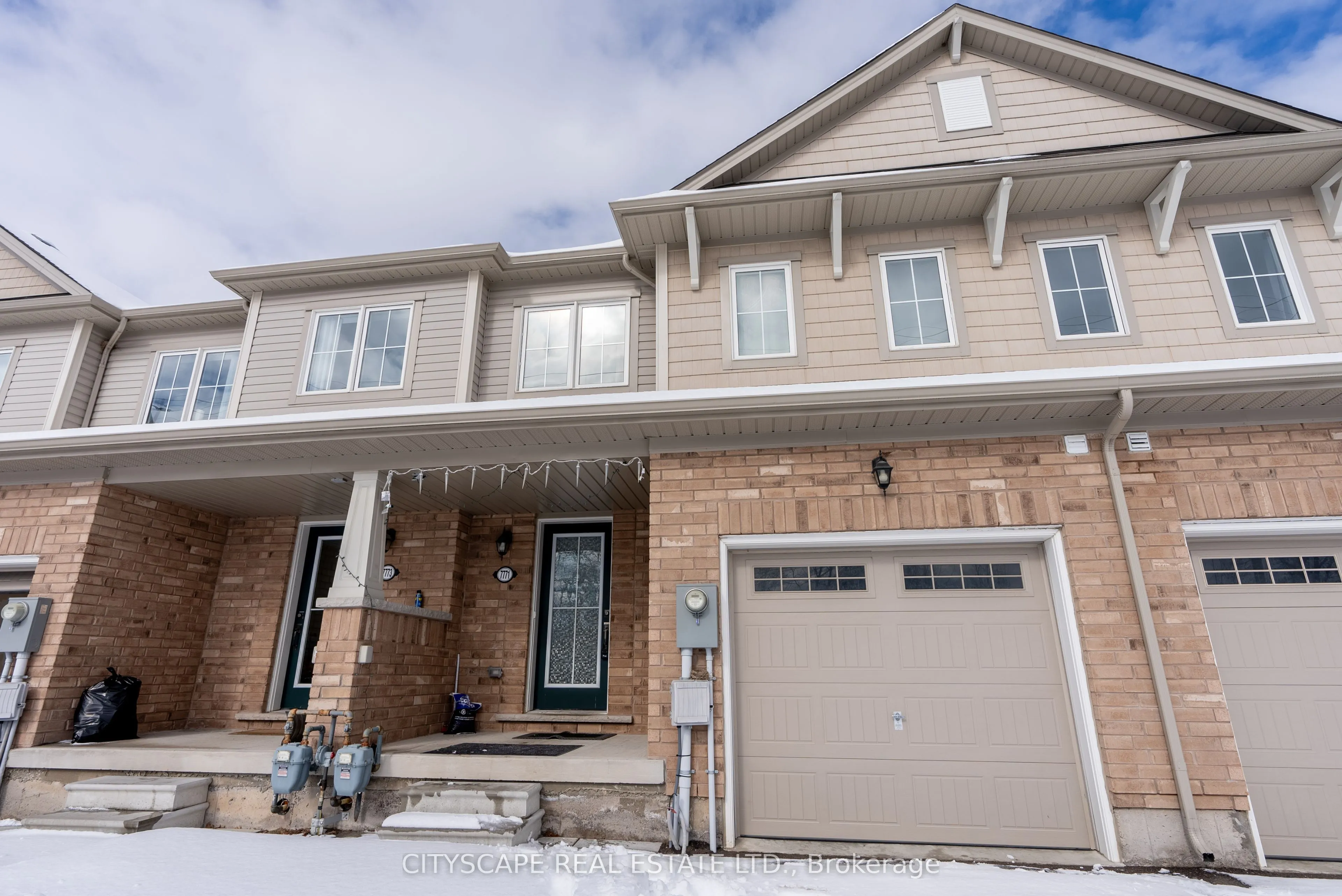 7771 White Pine Crescent