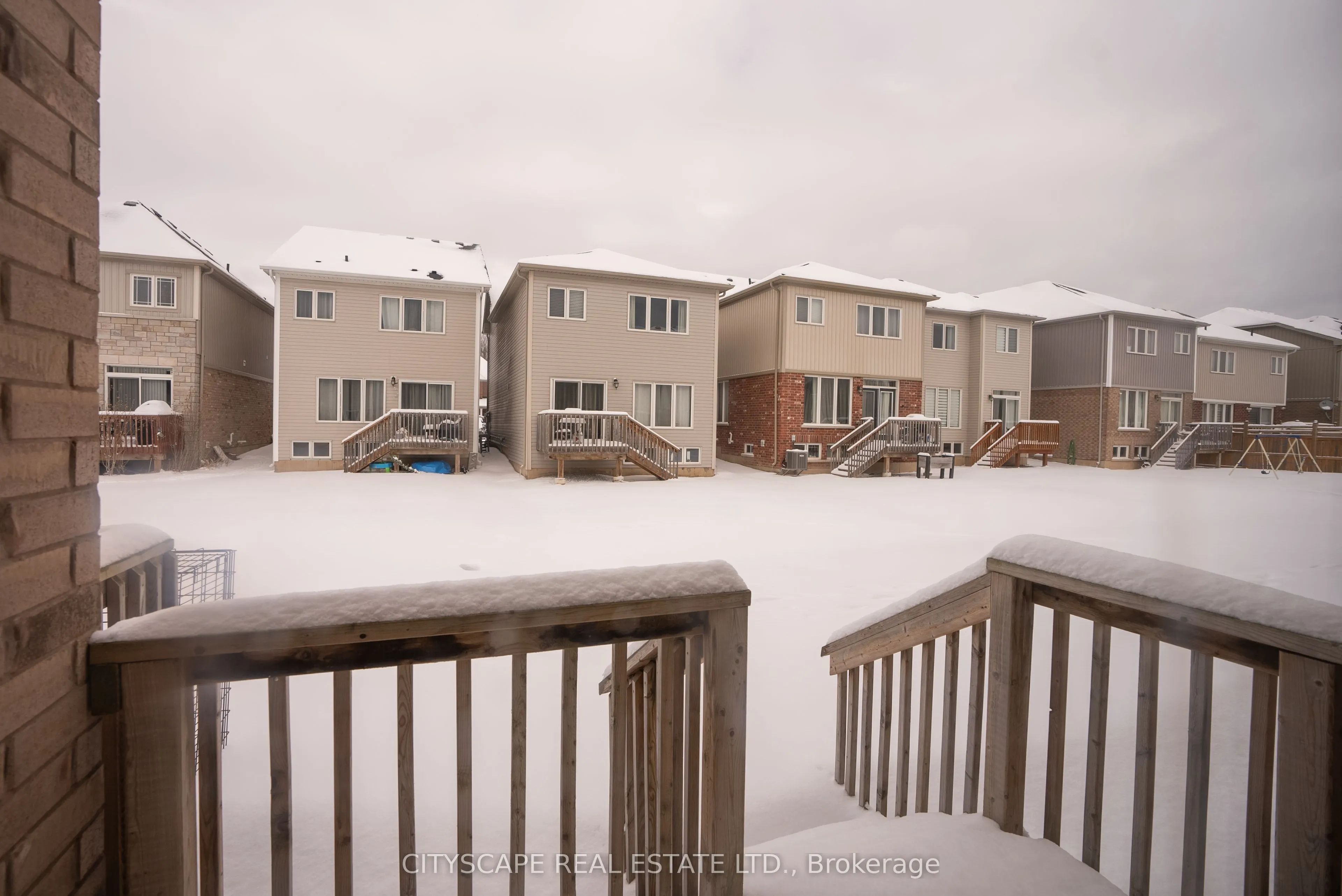 7771 White Pine Crescent