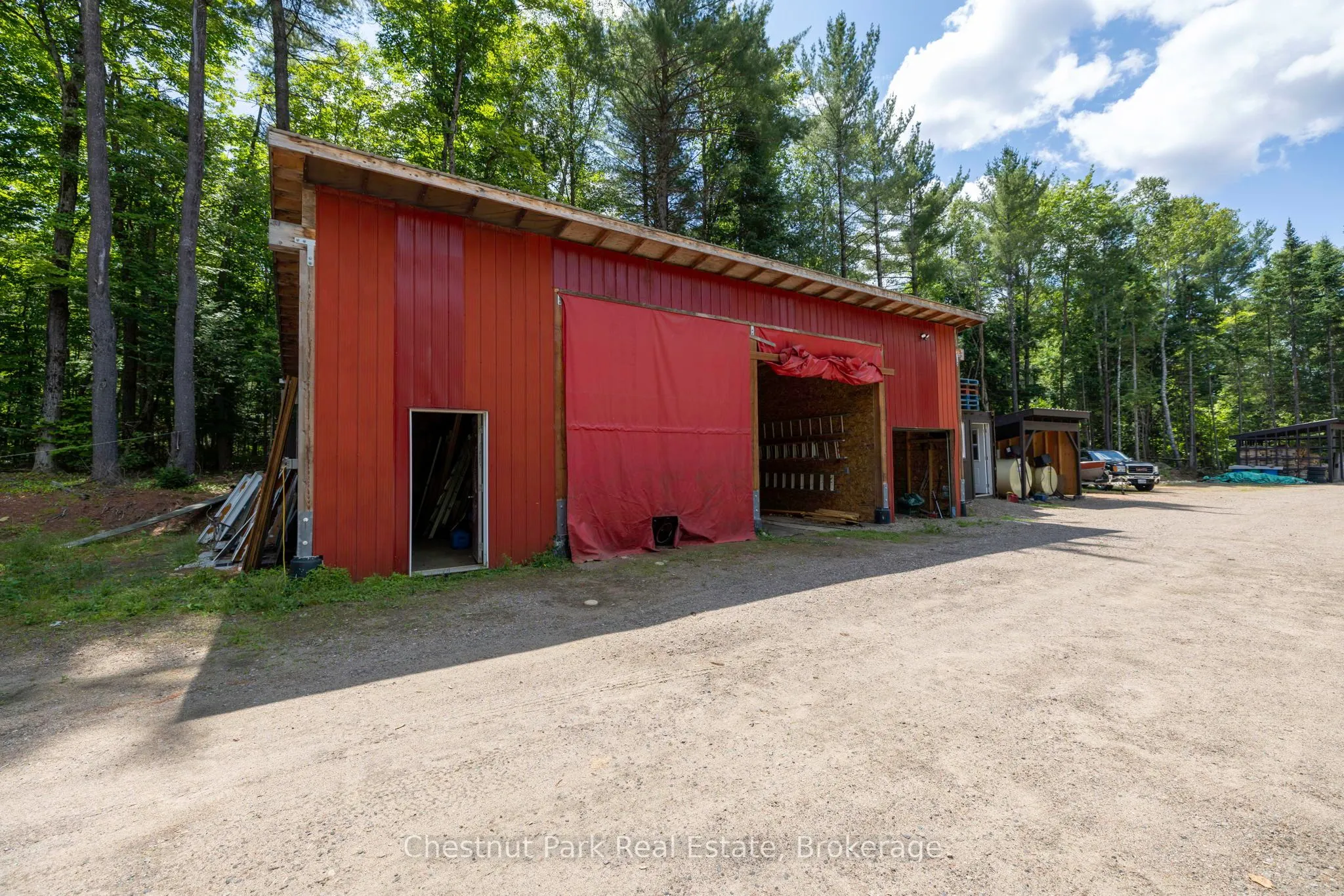 1010 MARY ROBERTS Road