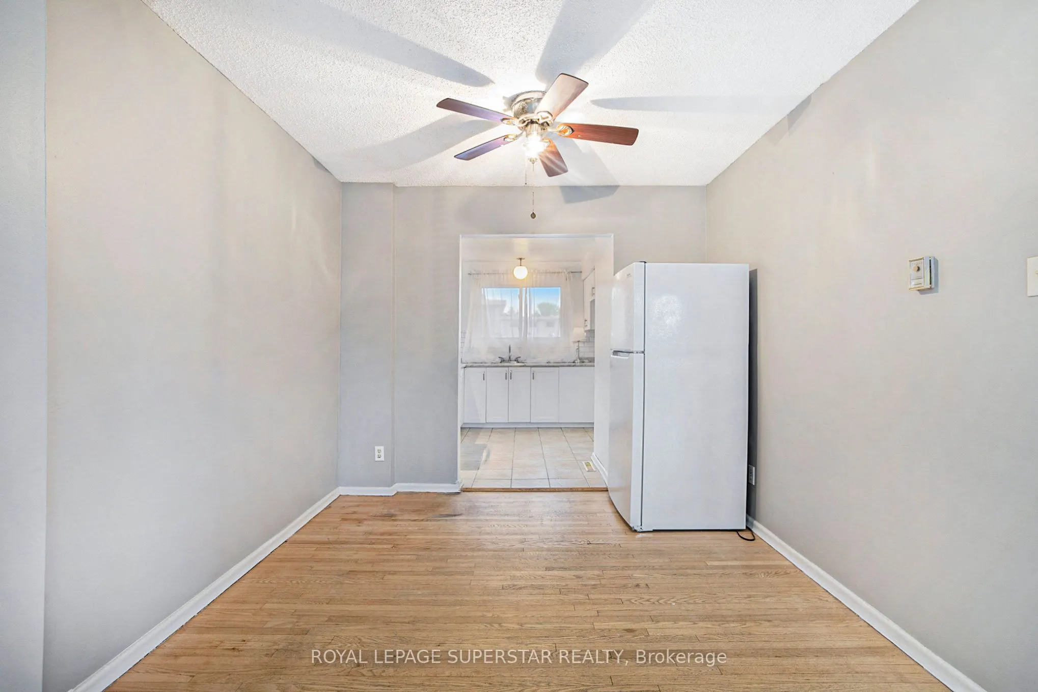 427 Moodie Drive #25