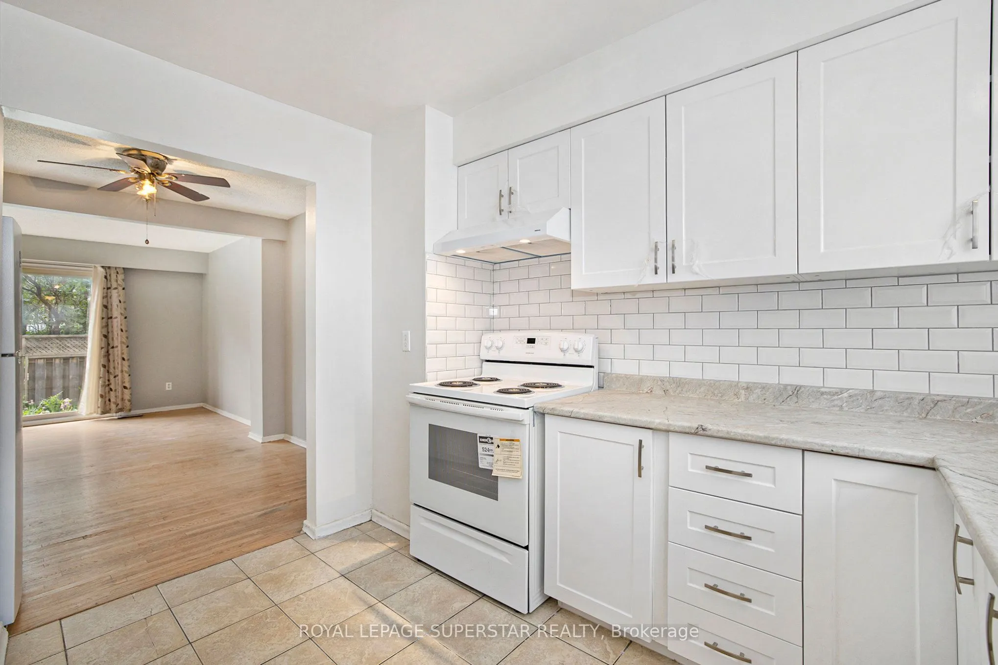 427 Moodie Drive #25