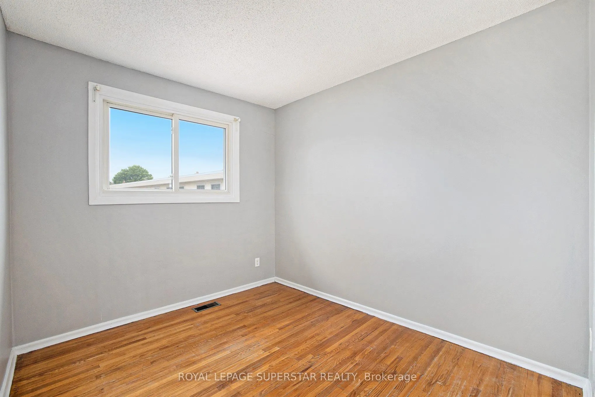 427 Moodie Drive #25
