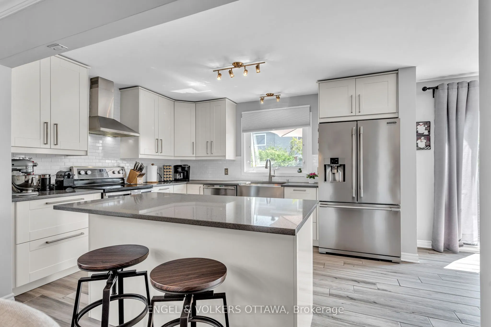 1441 Talcy Crescent