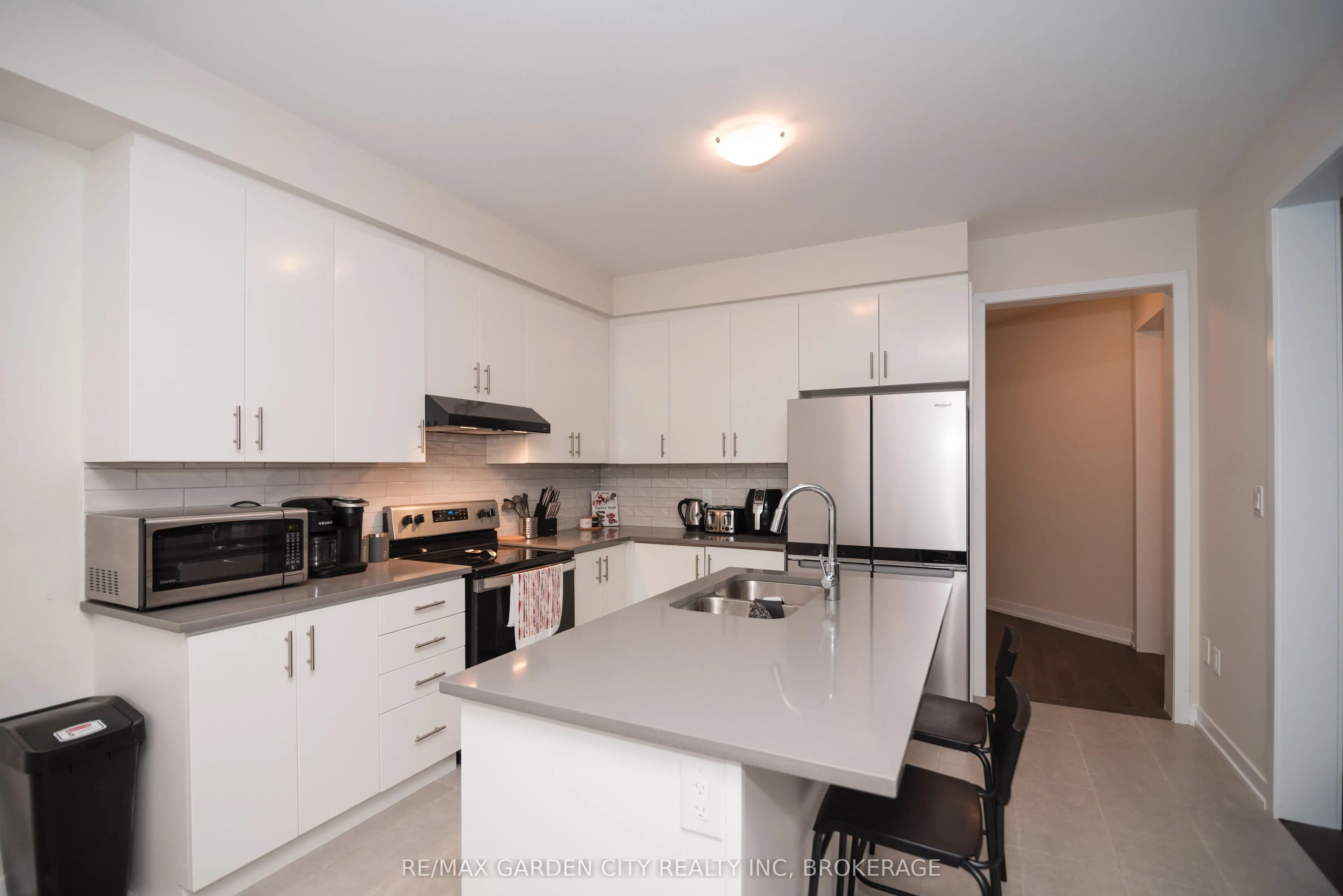 111 Sunflower Crescent