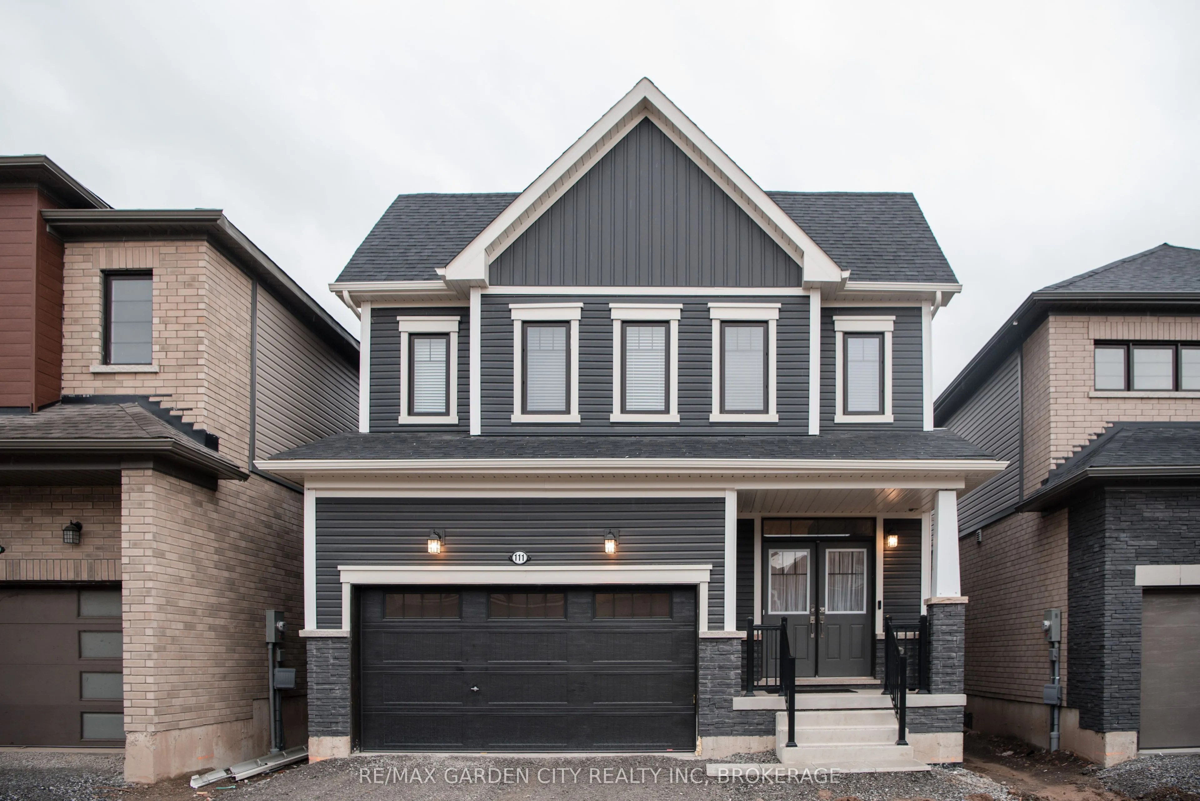 111 Sunflower Crescent