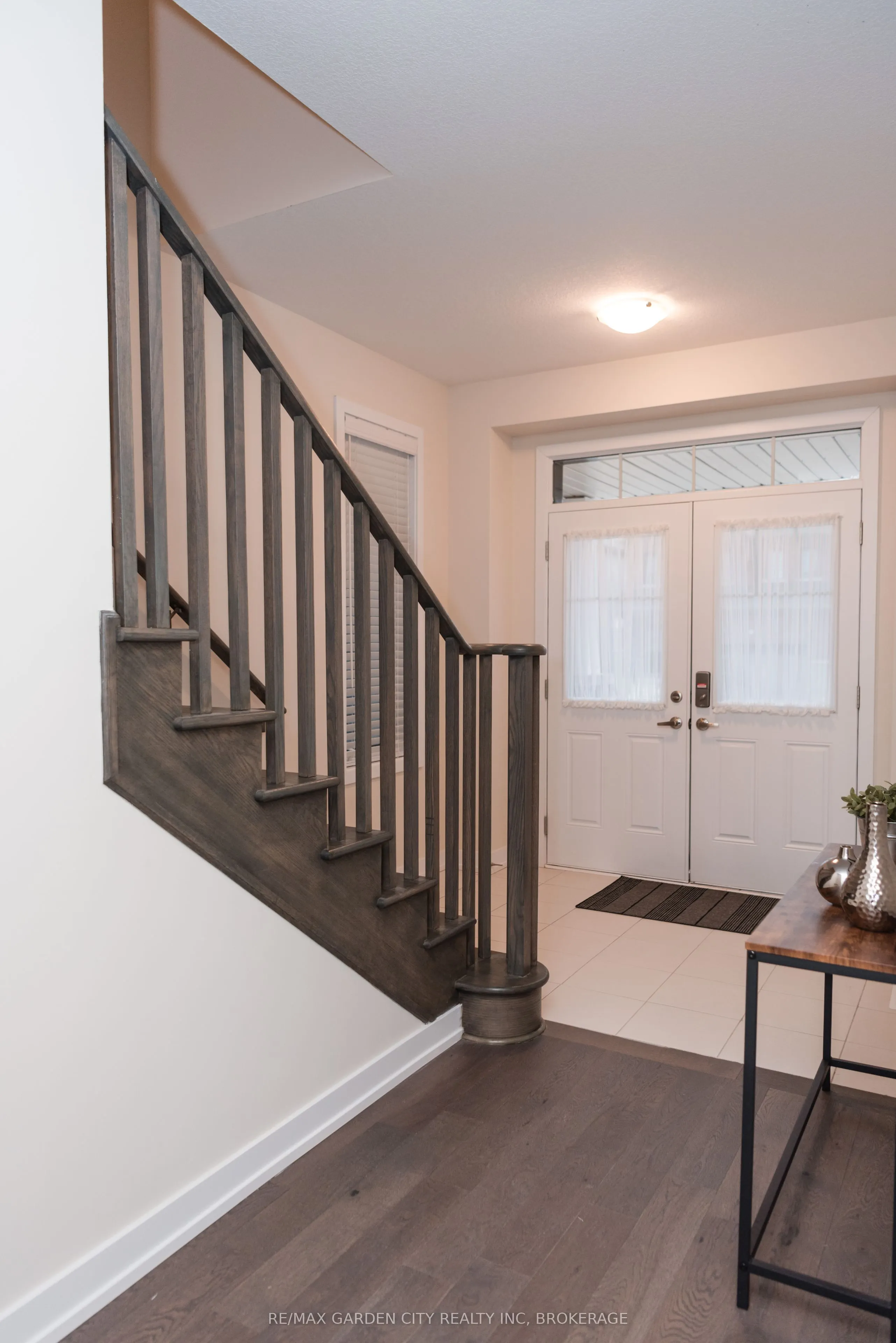 111 Sunflower Crescent